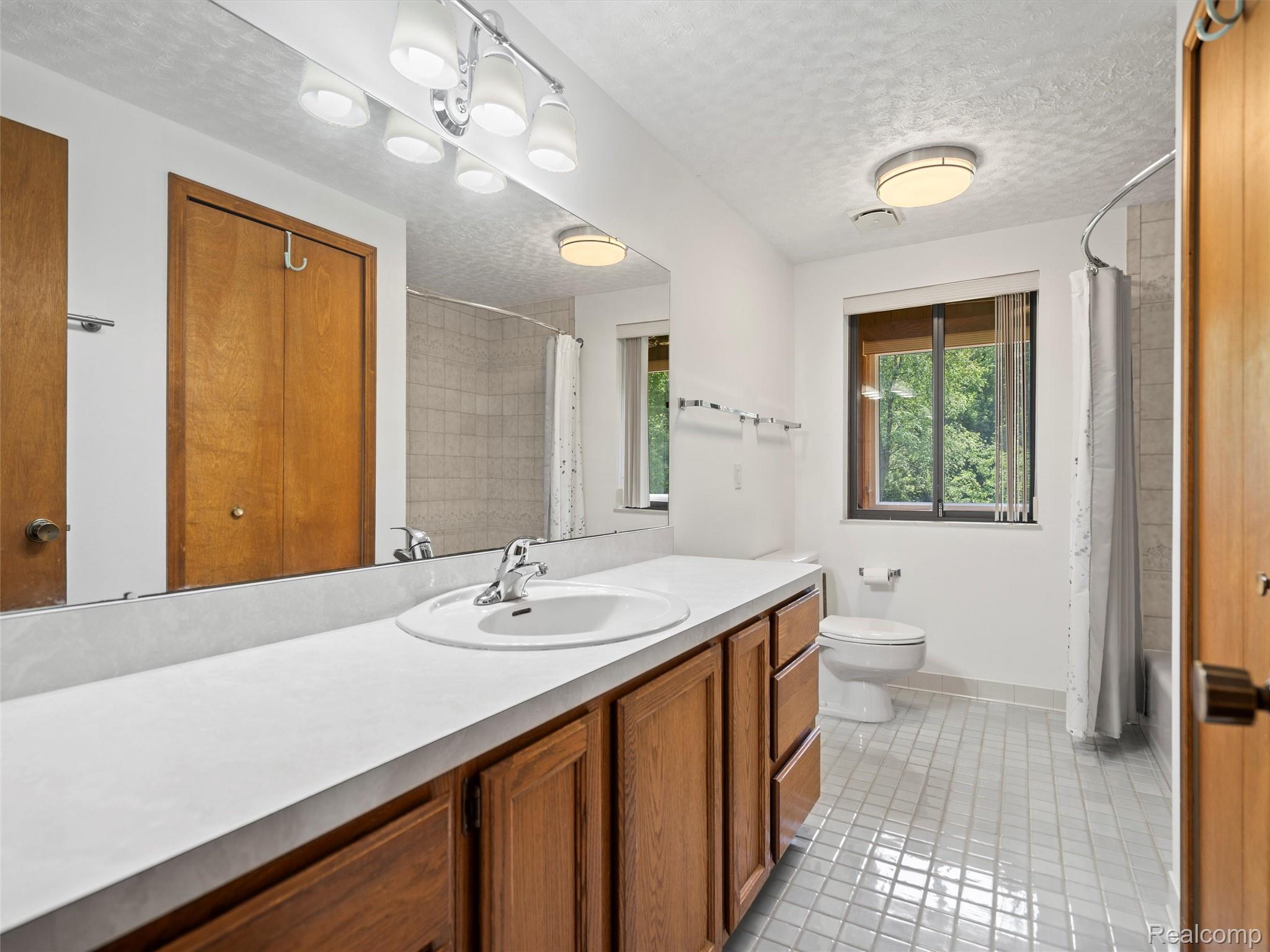 1116 Knob Creek Drive