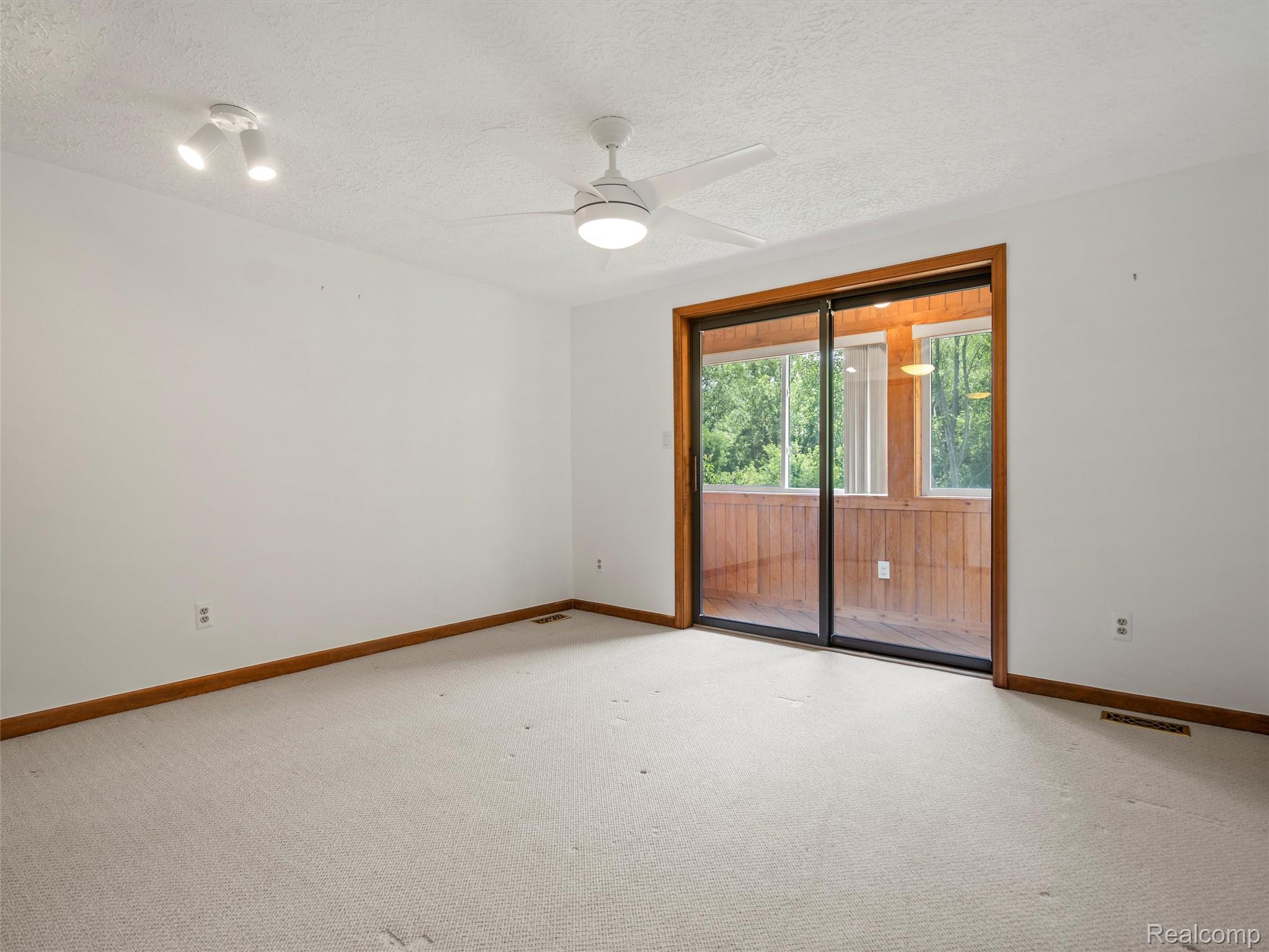 1116 Knob Creek Drive