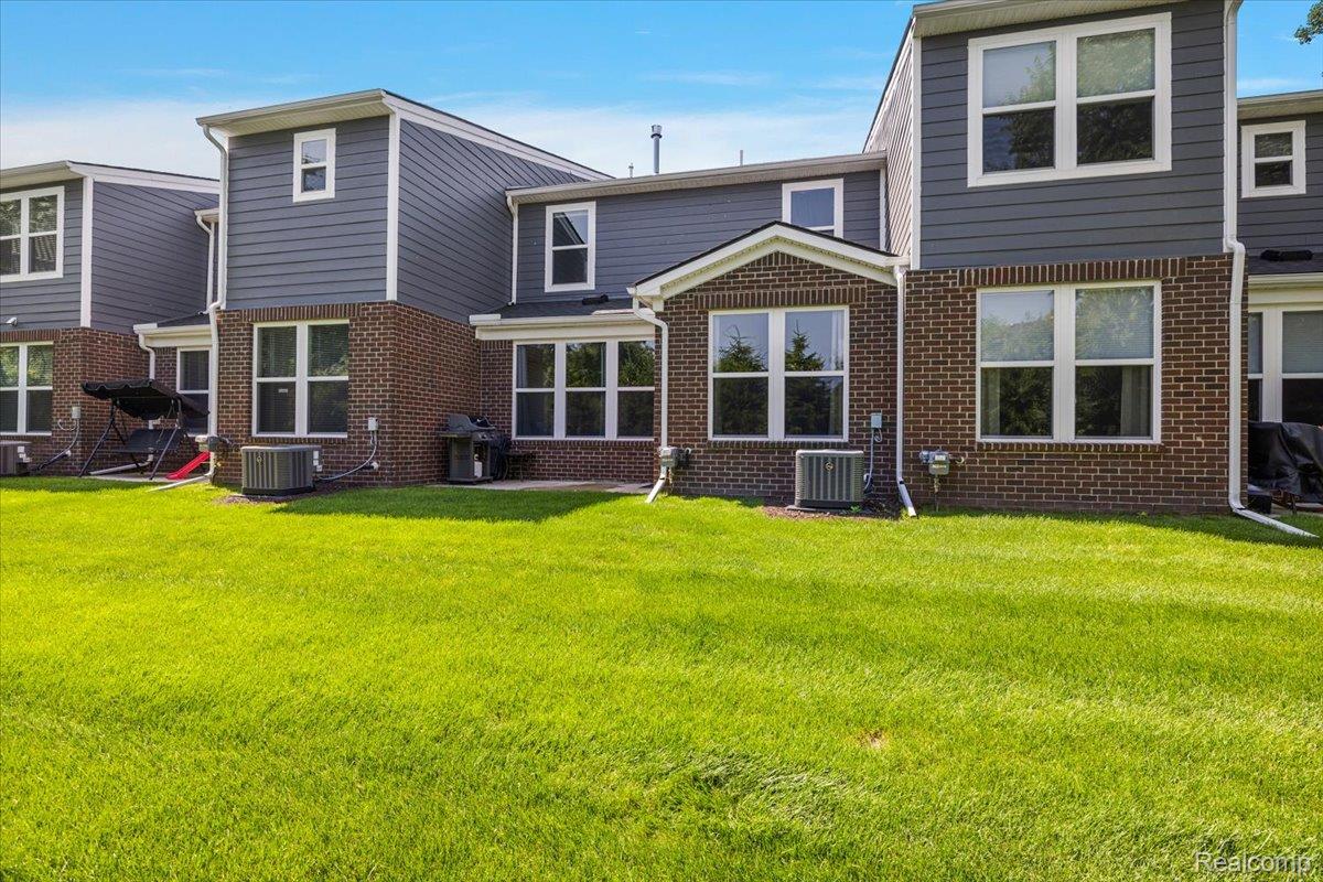 39992 Premier Drive