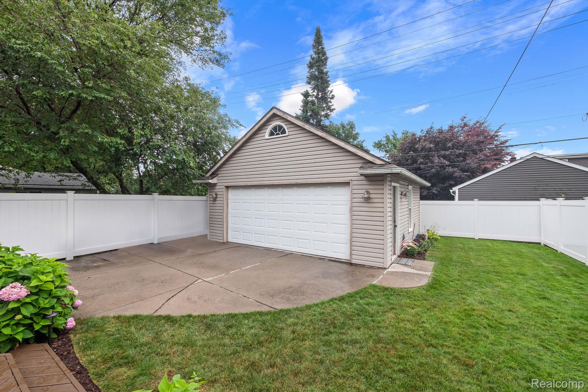 309 S Dorchester Avenue