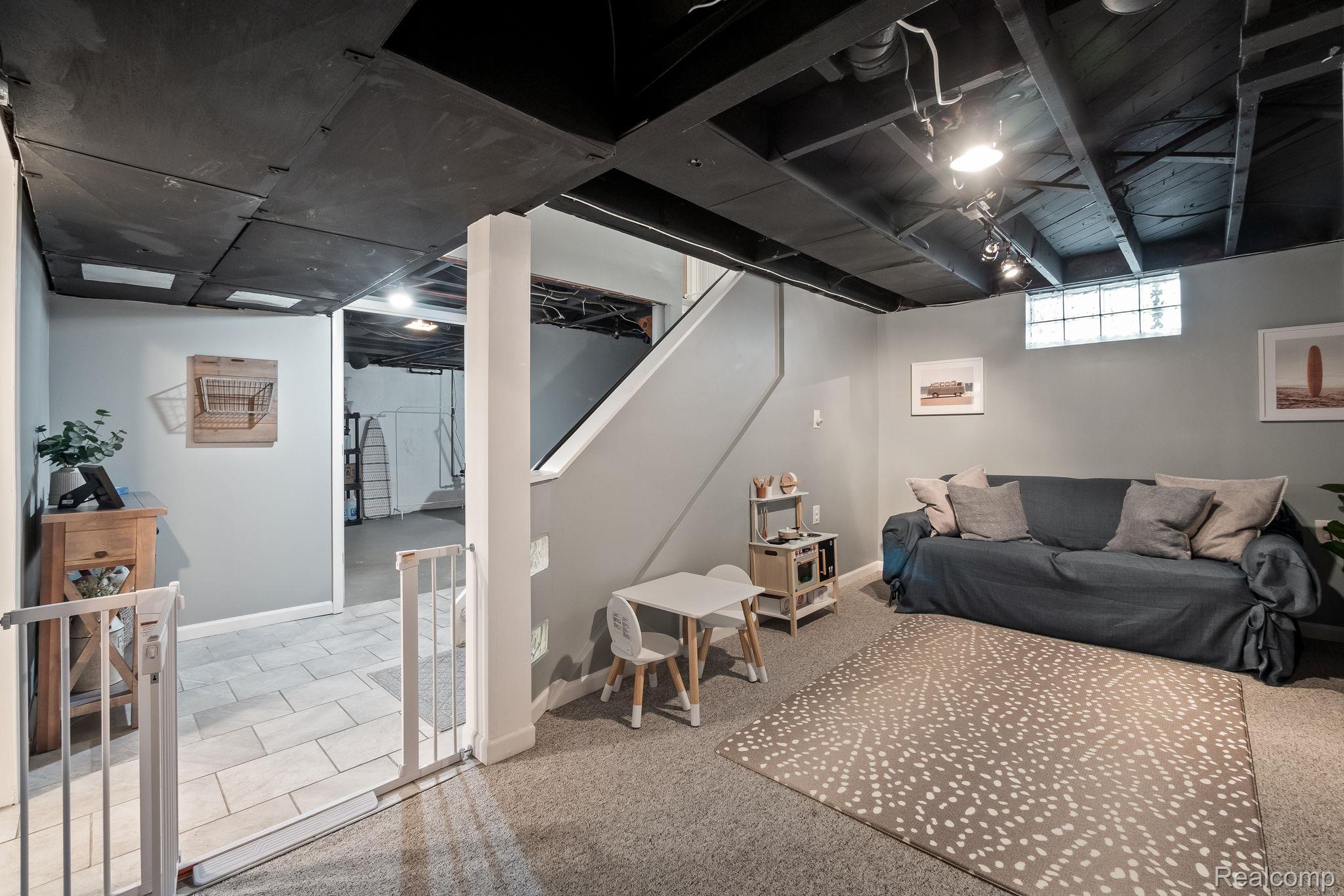 309 S Dorchester Avenue