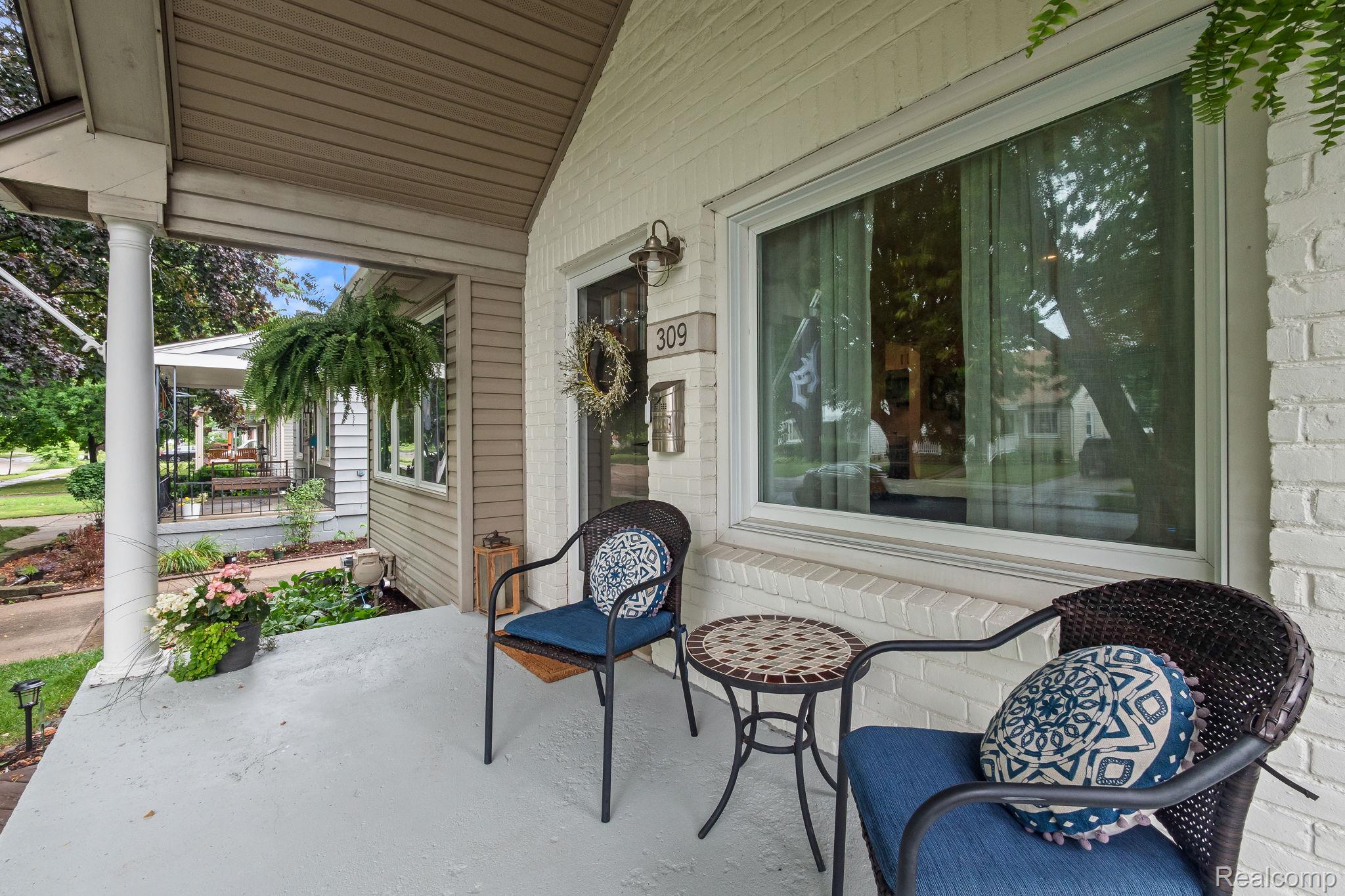 309 S Dorchester Avenue