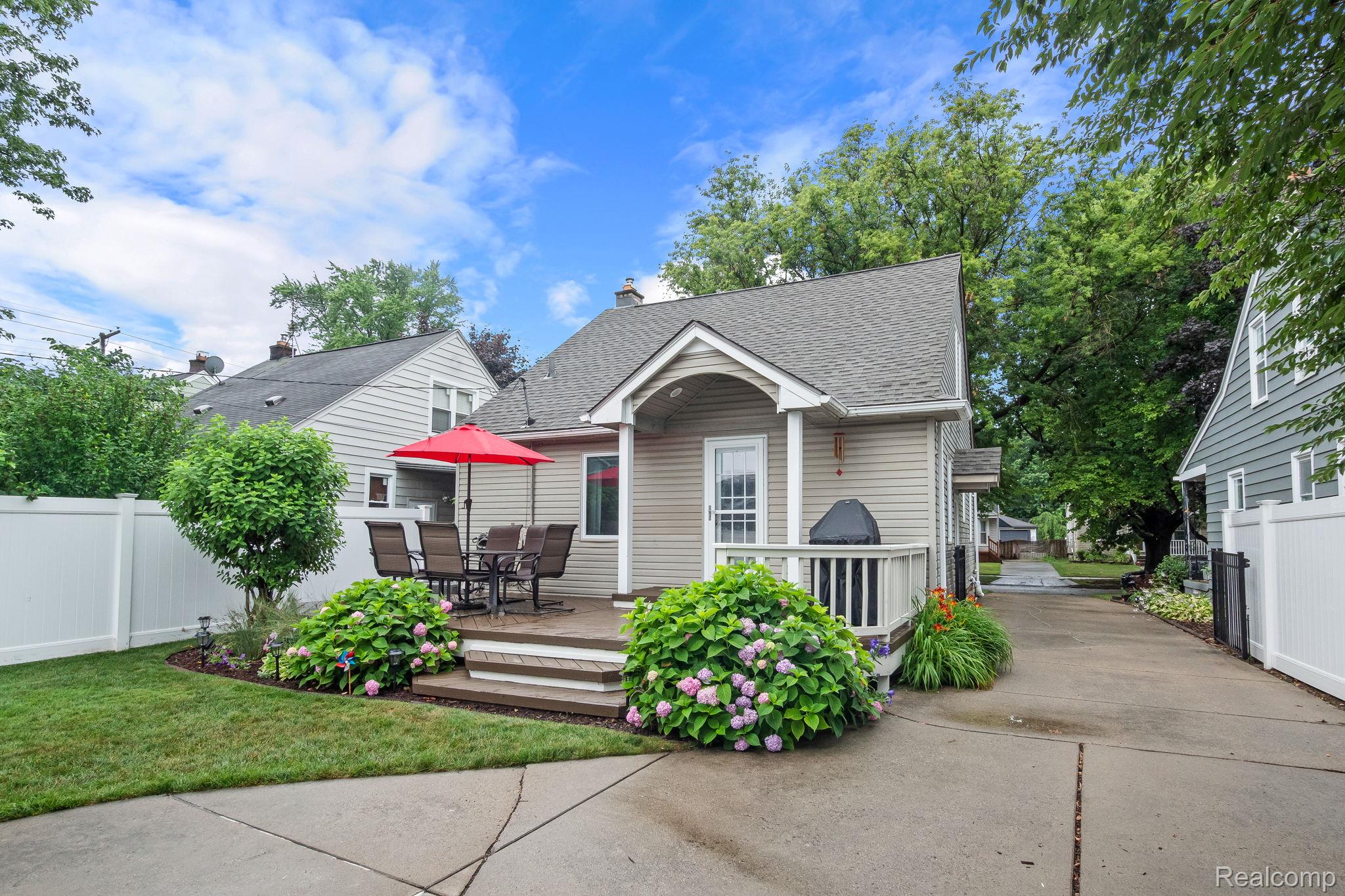 309 S Dorchester Avenue