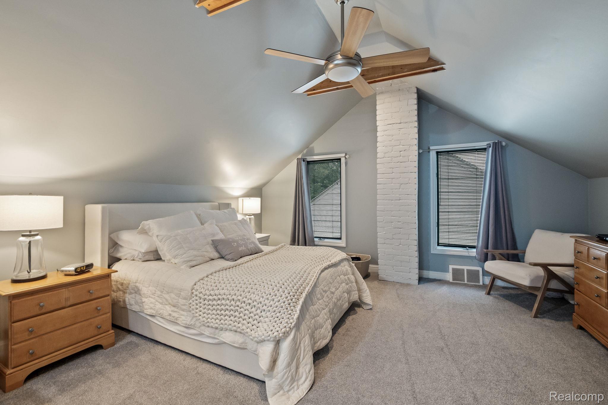 309 S Dorchester Avenue