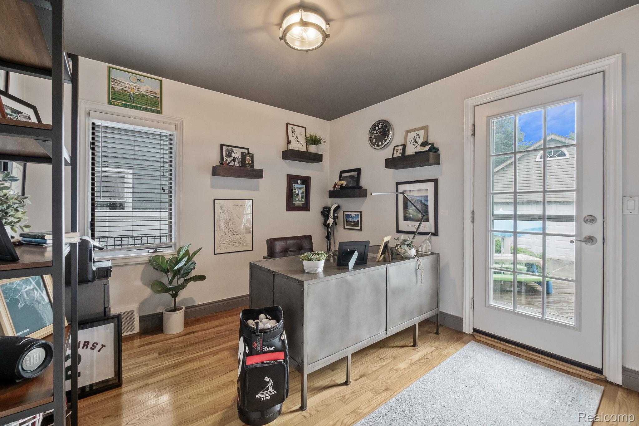 309 S Dorchester Avenue