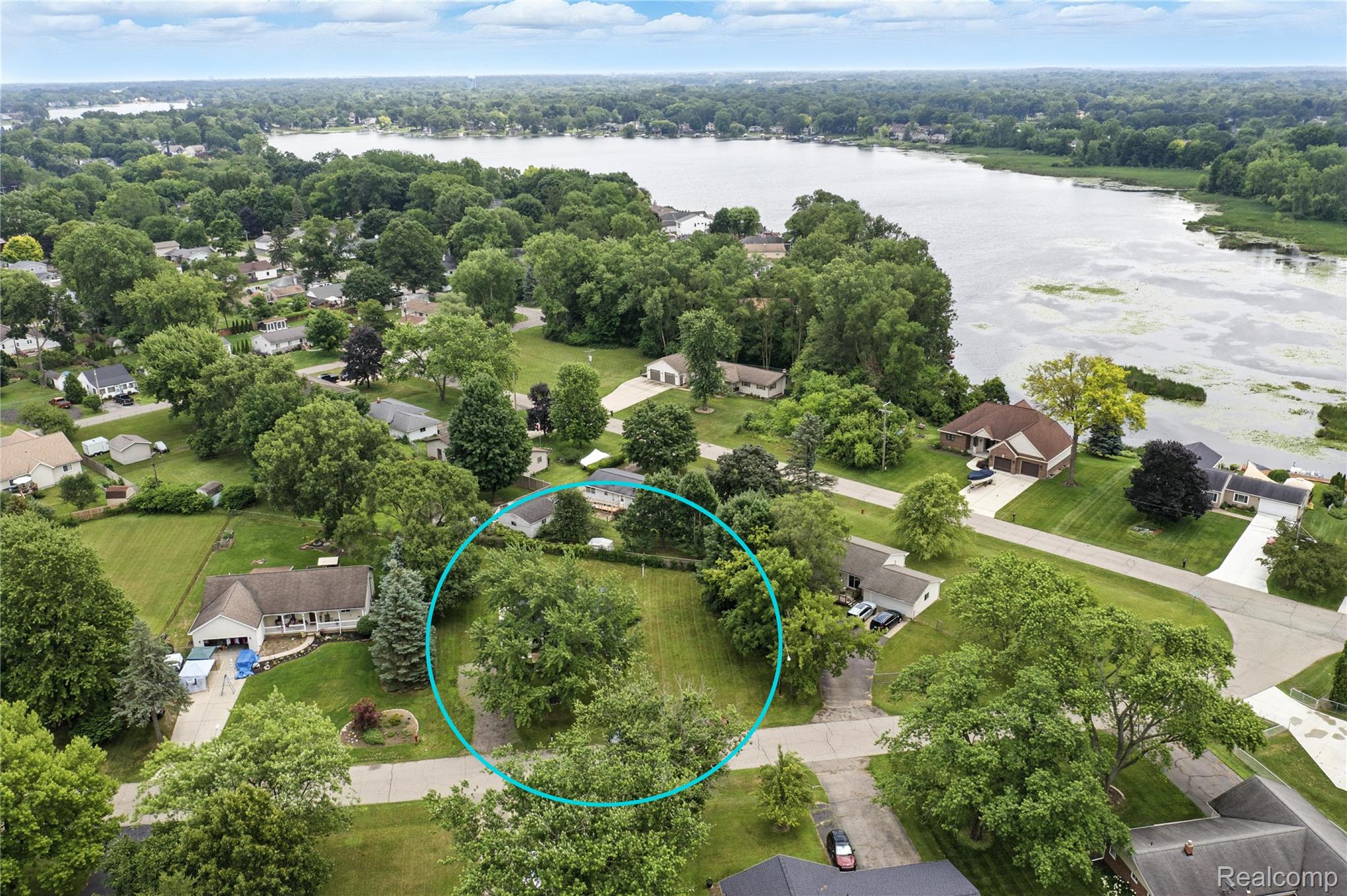 4736 Summerhill Drive