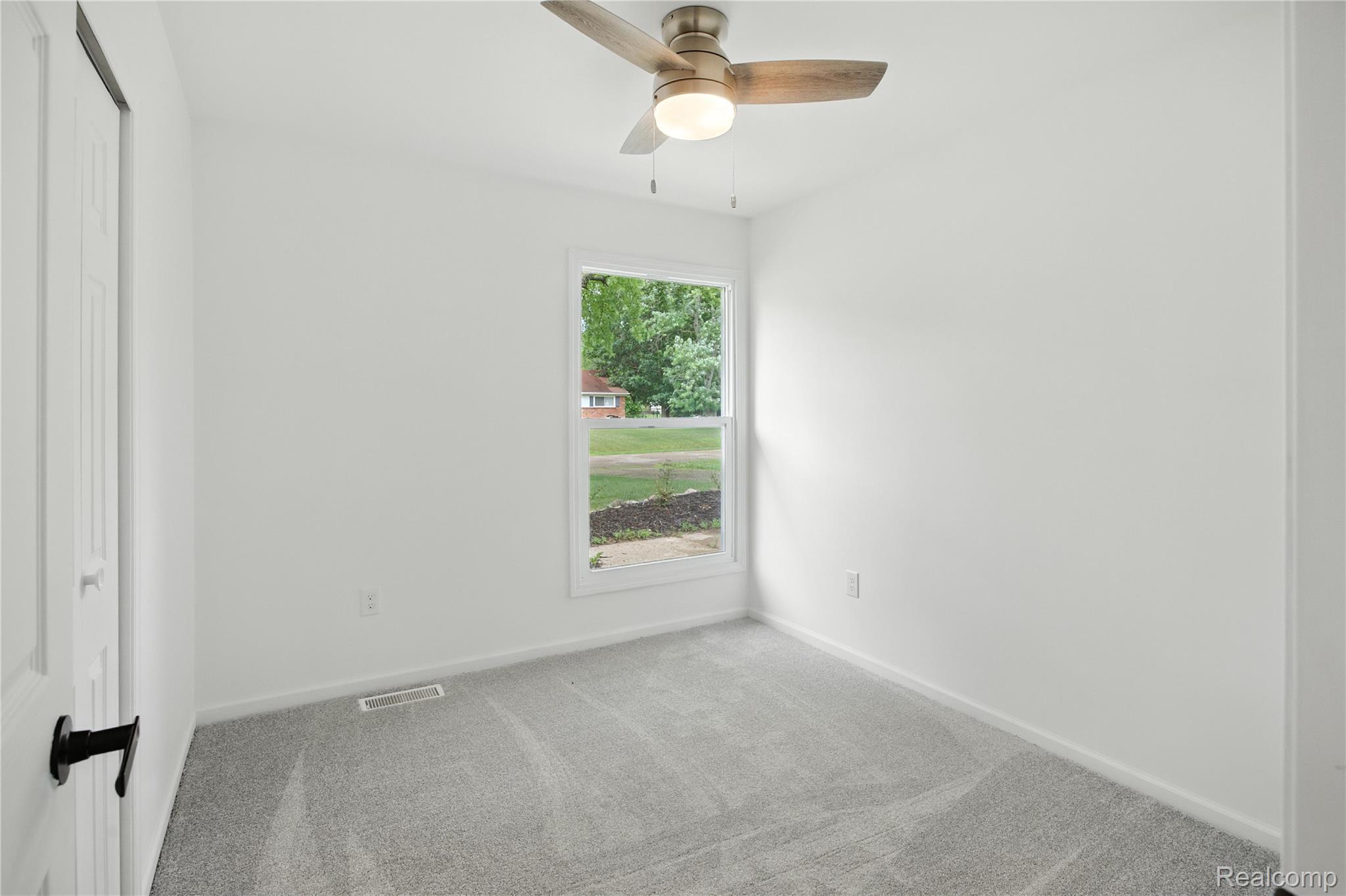 4736 Summerhill Drive