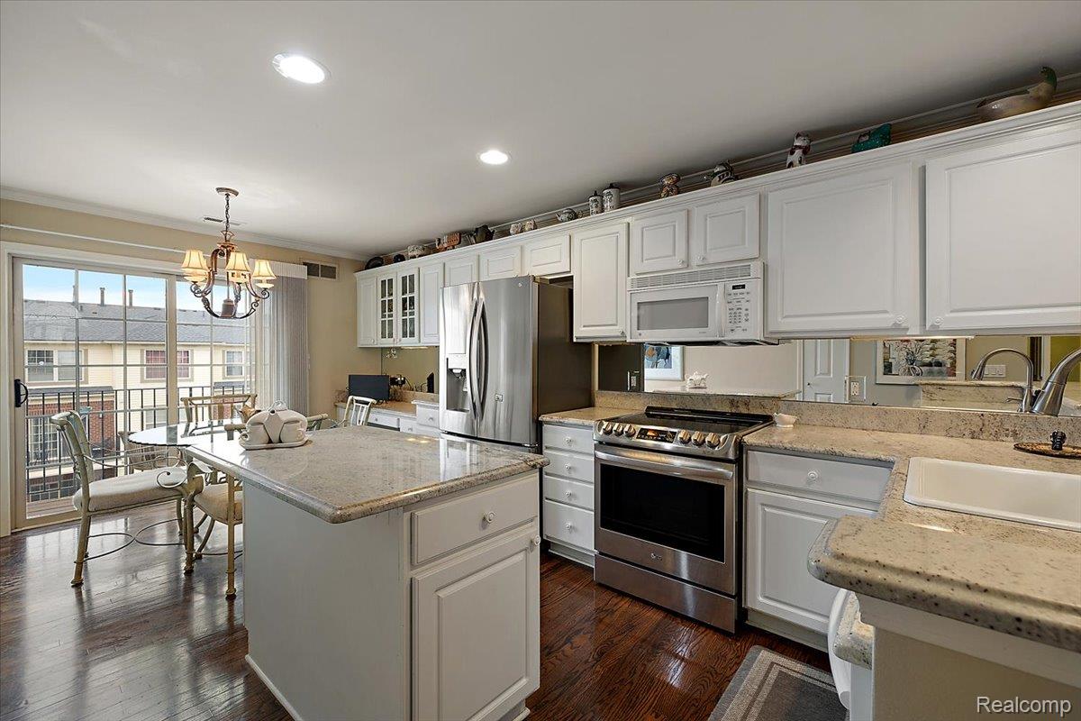 3103 Camden Drive