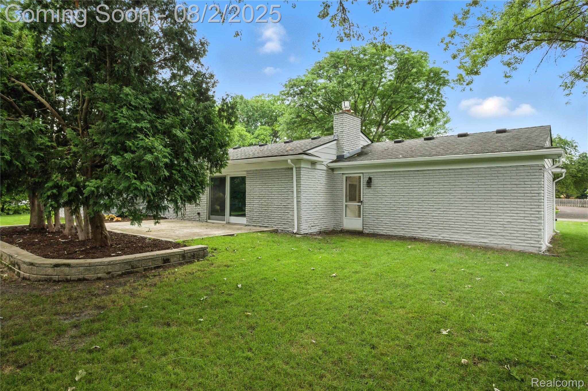 3770 Eastbourne Drive