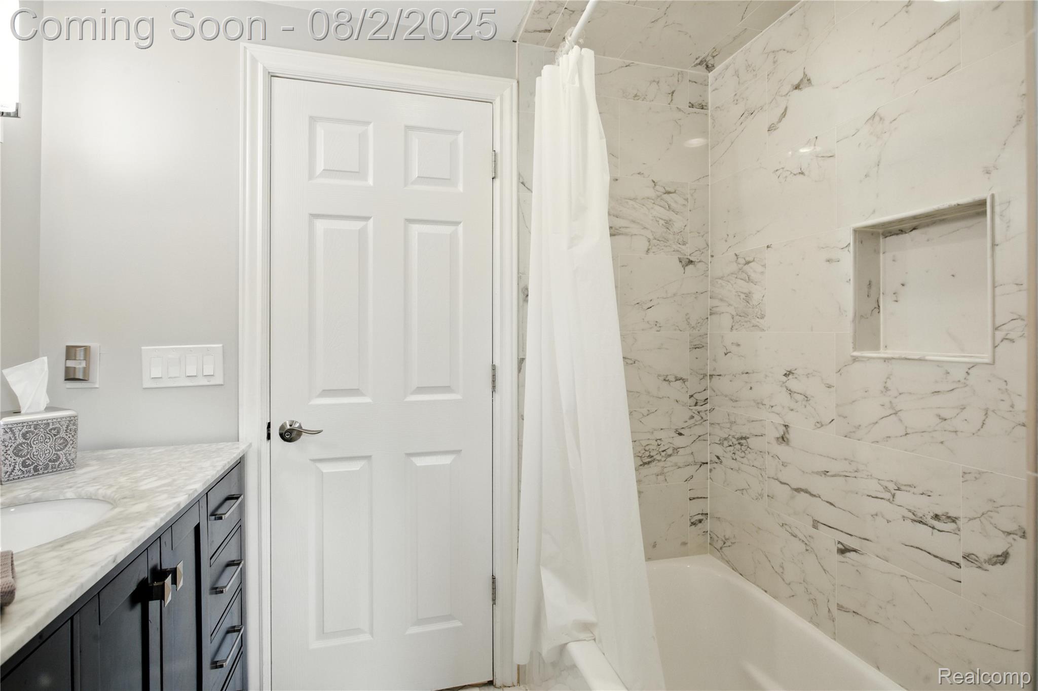 3770 Eastbourne Drive