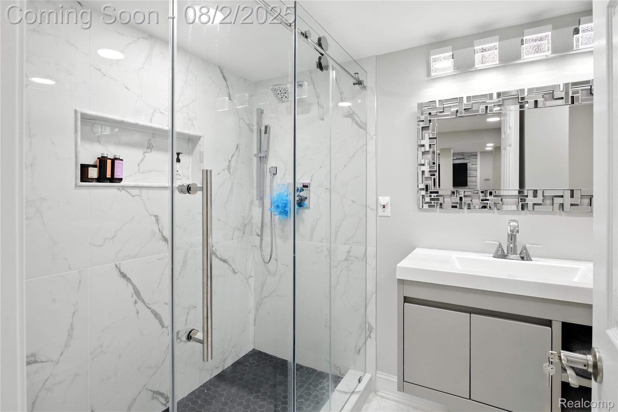 3770 Eastbourne Drive