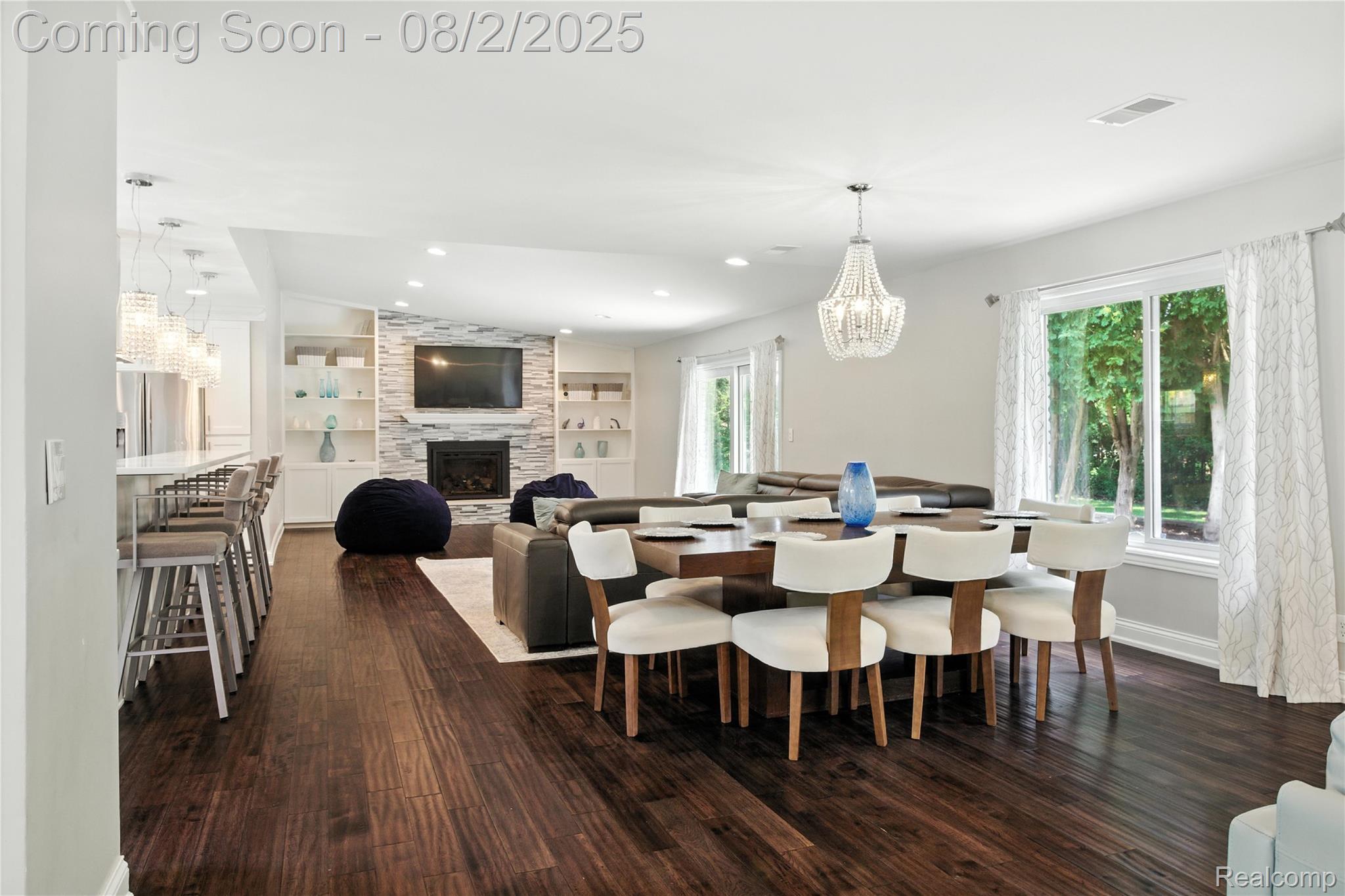 3770 Eastbourne Drive