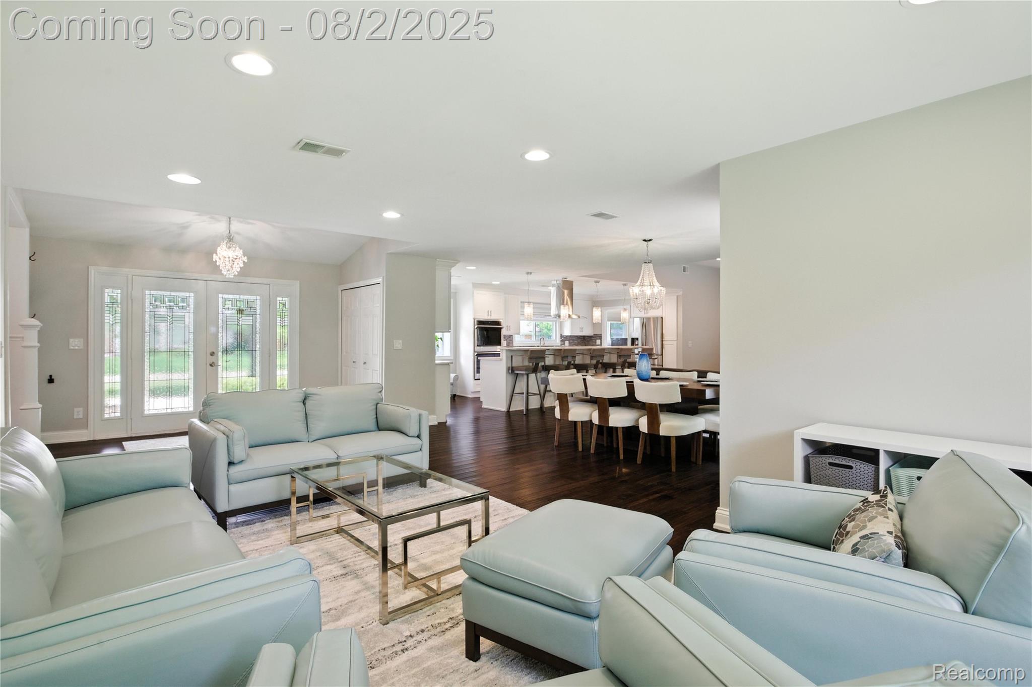 3770 Eastbourne Drive