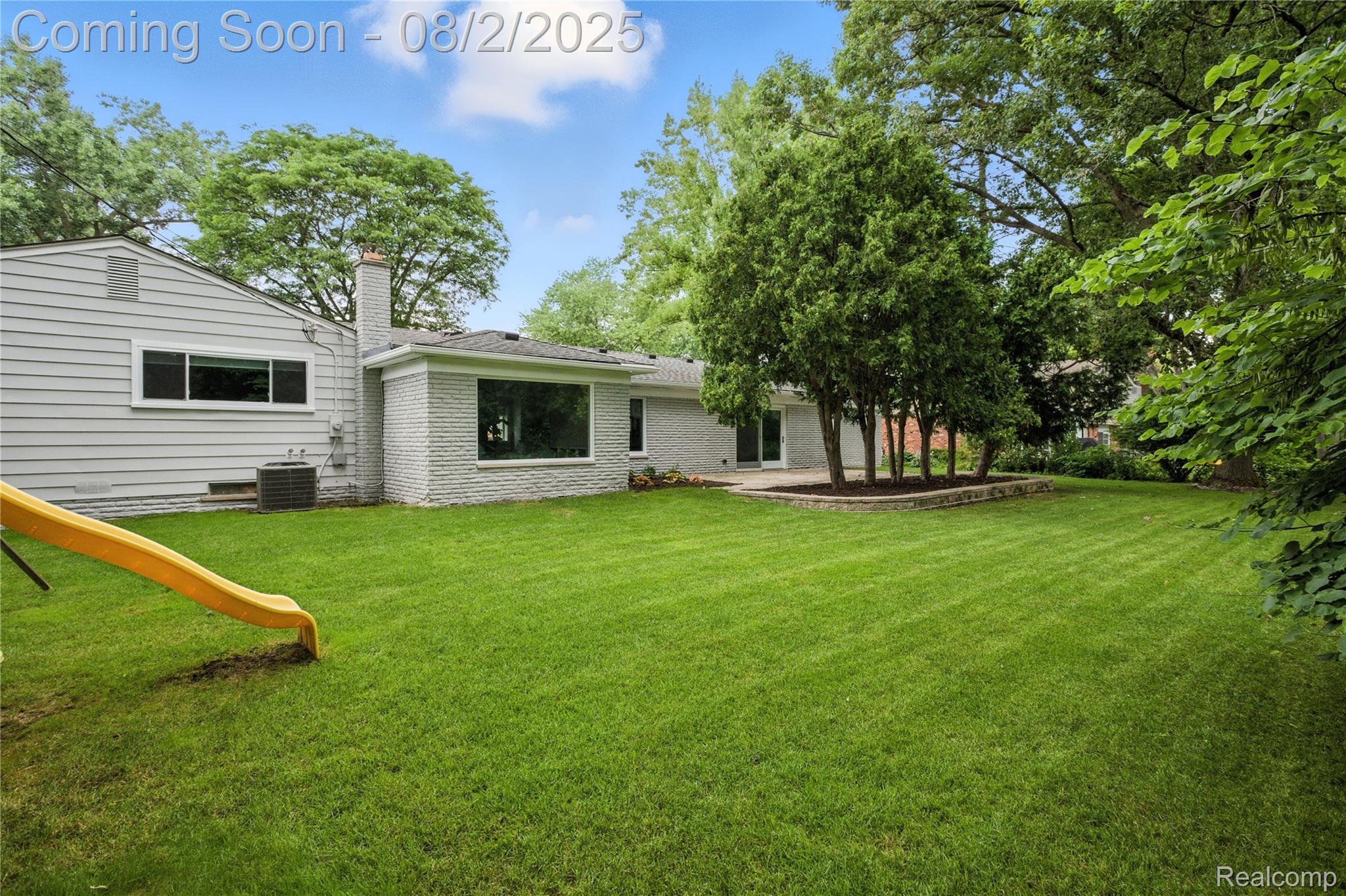 3770 Eastbourne Drive