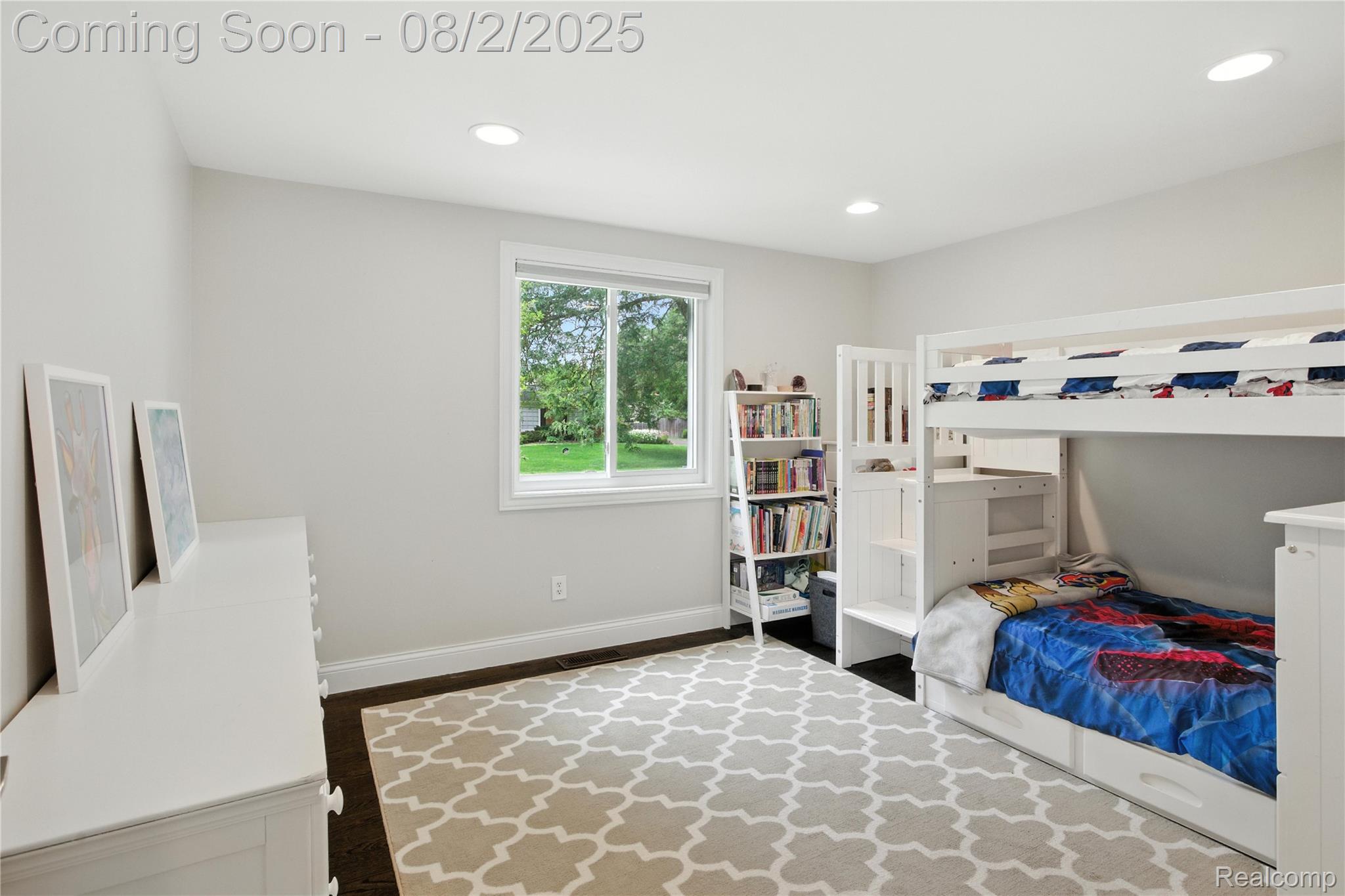 3770 Eastbourne Drive