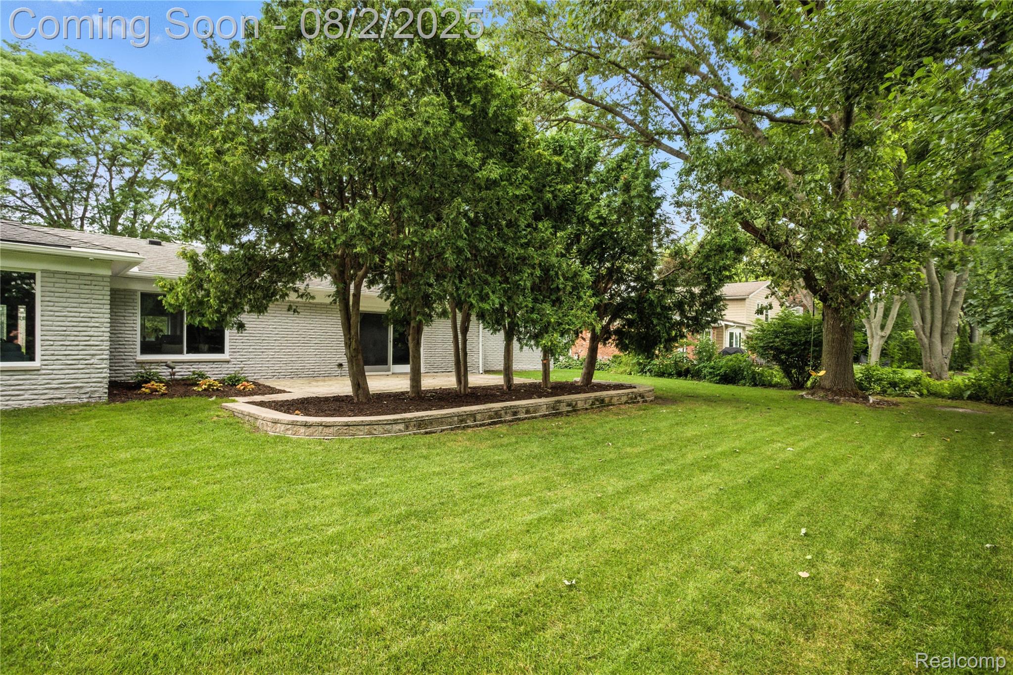 3770 Eastbourne Drive