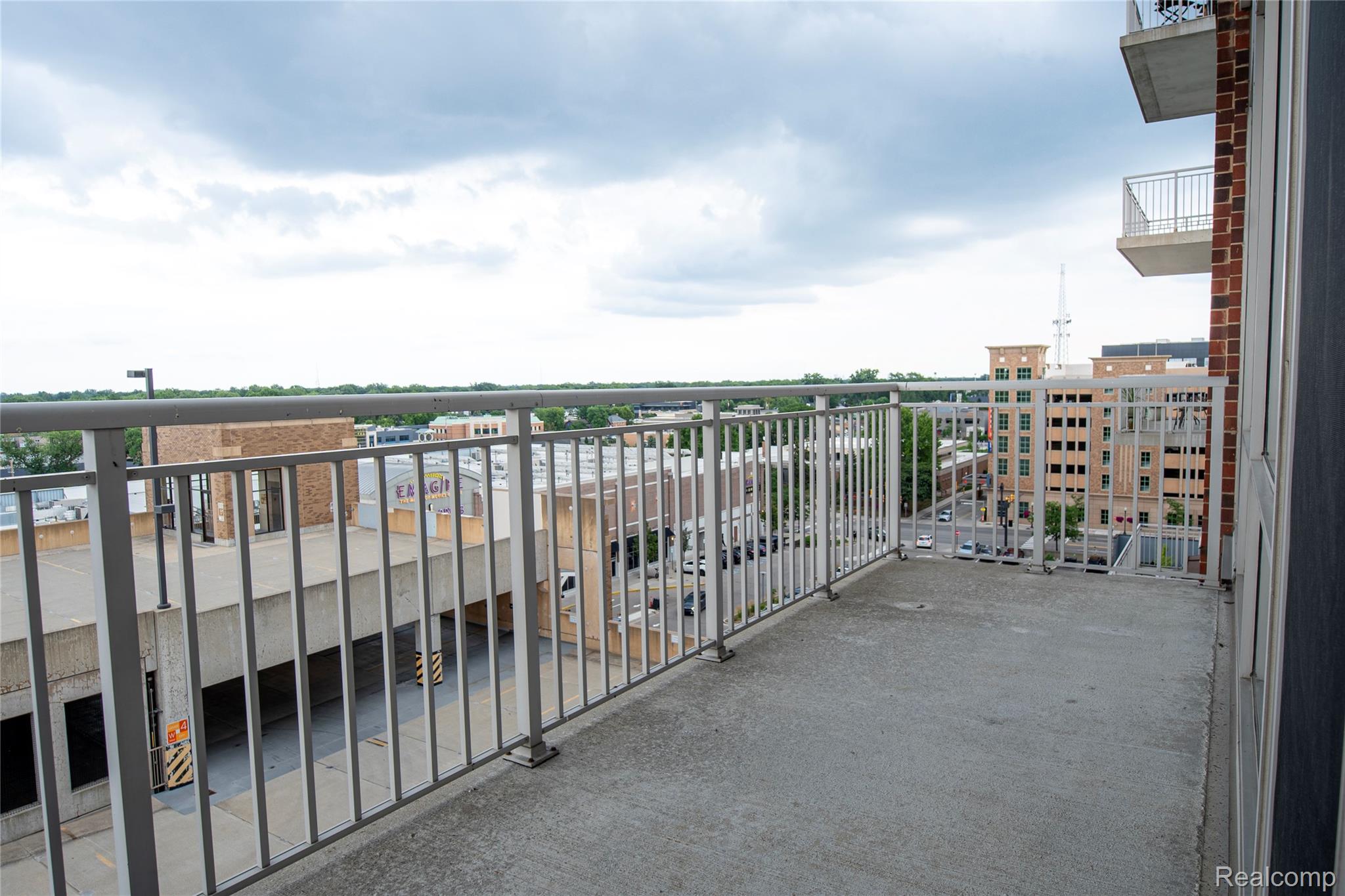 350 N Main Street 618