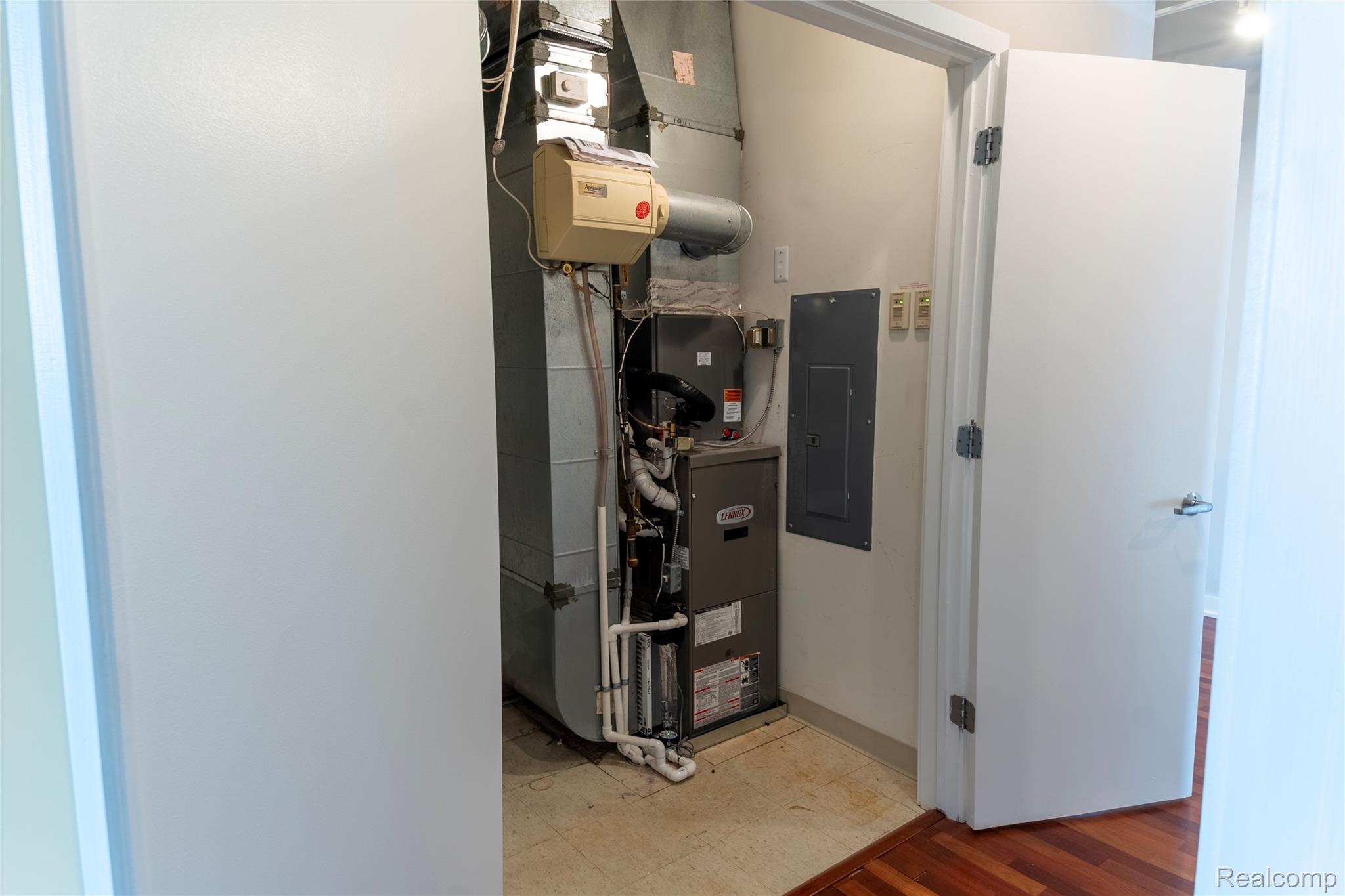 350 N Main Street 618