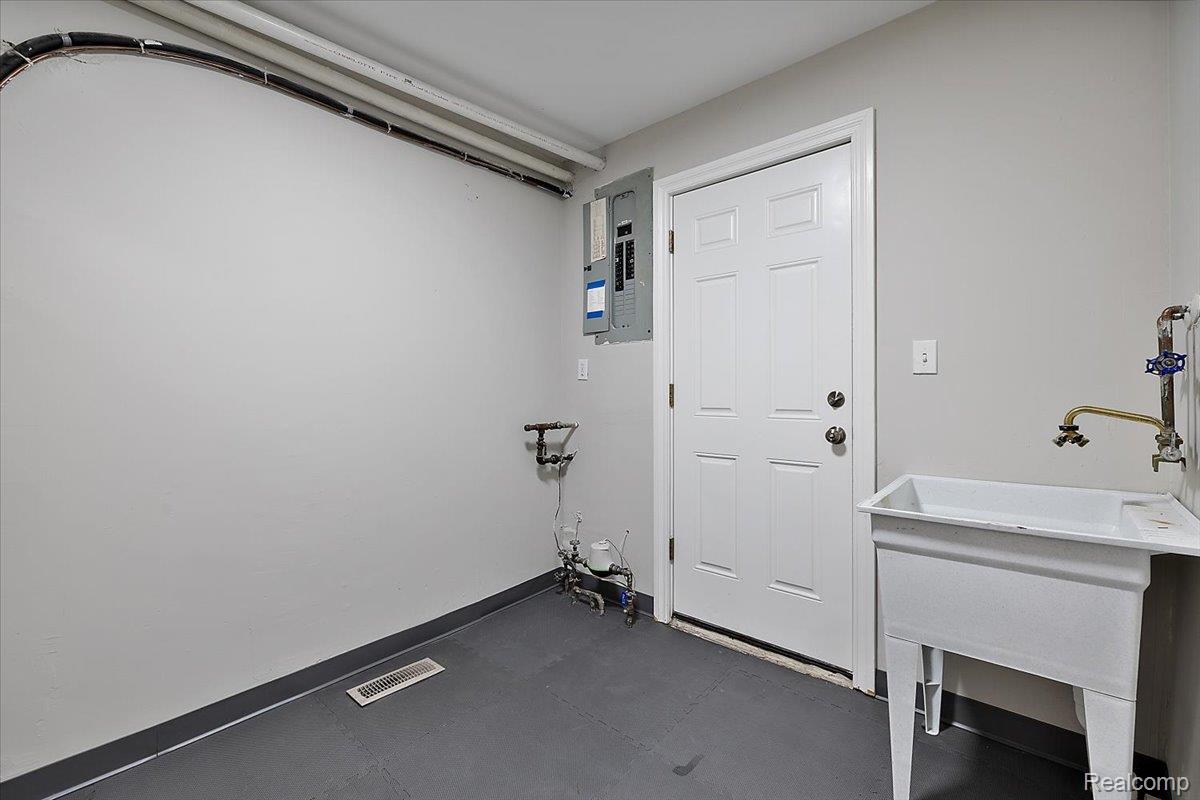 4110 Phillips Avenue