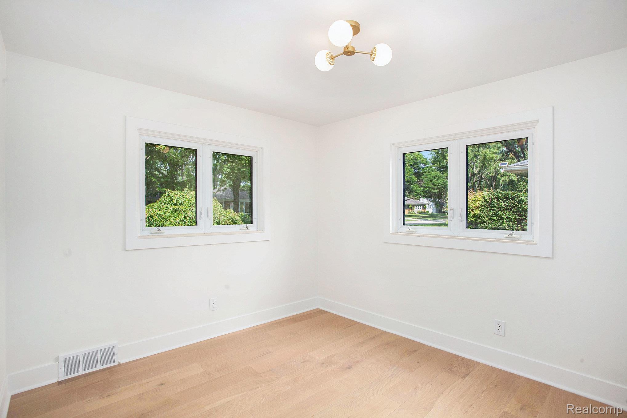 31100 W Rutland Street