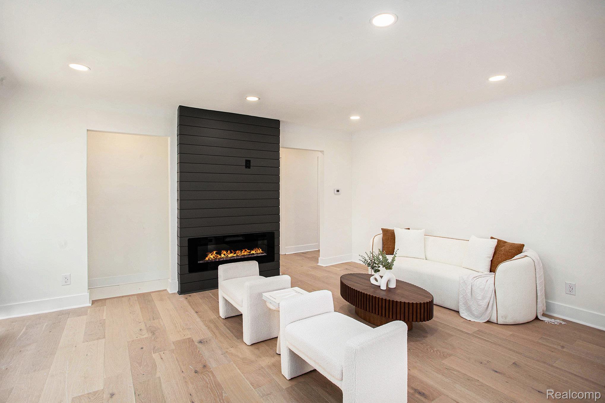 31100 W Rutland Street