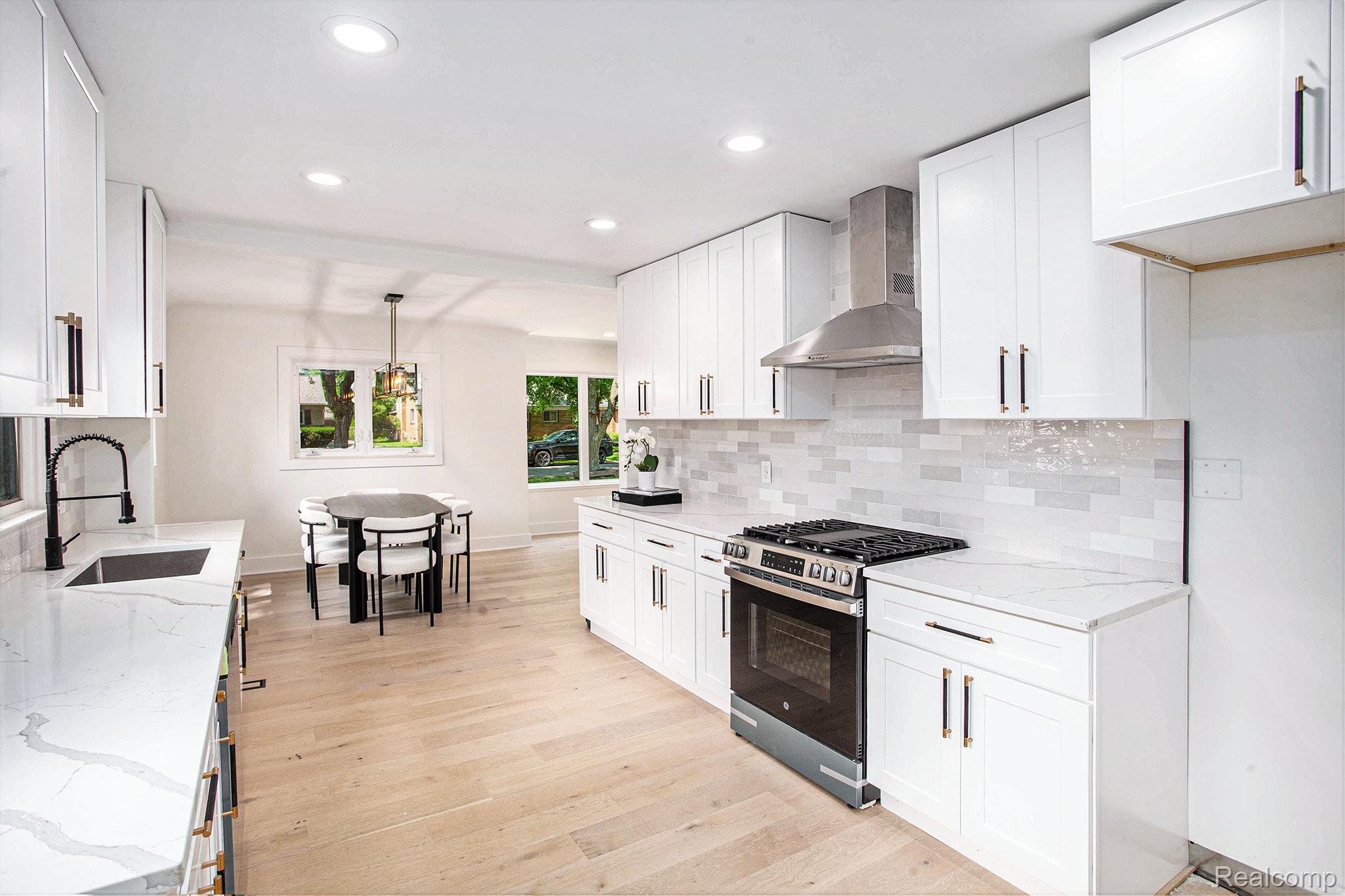 31100 W Rutland Street