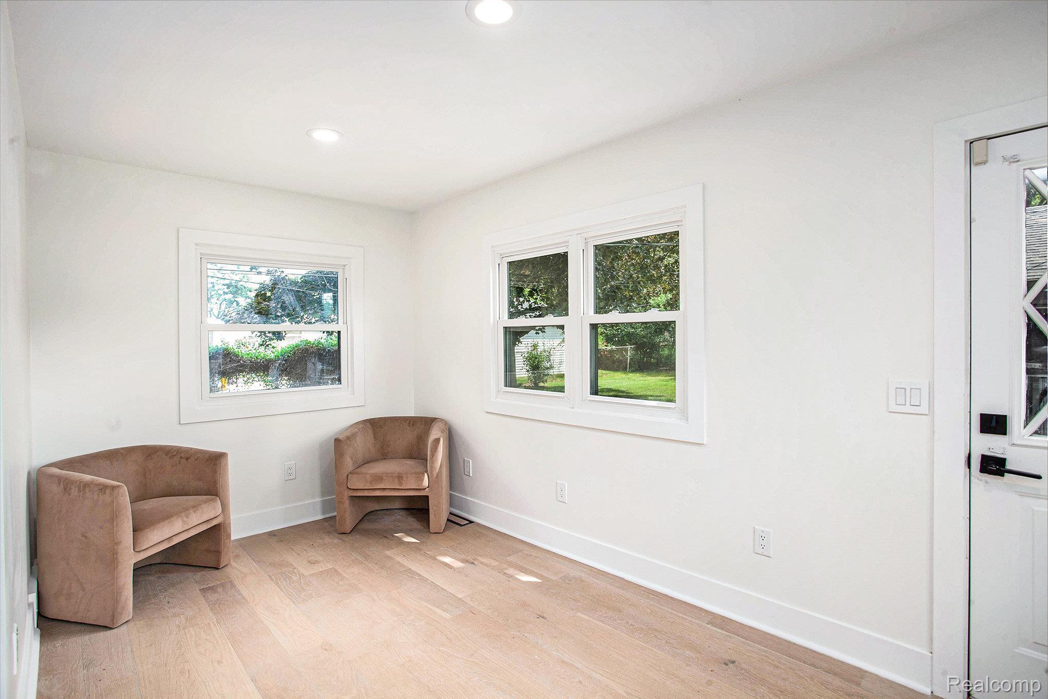 31100 W Rutland Street