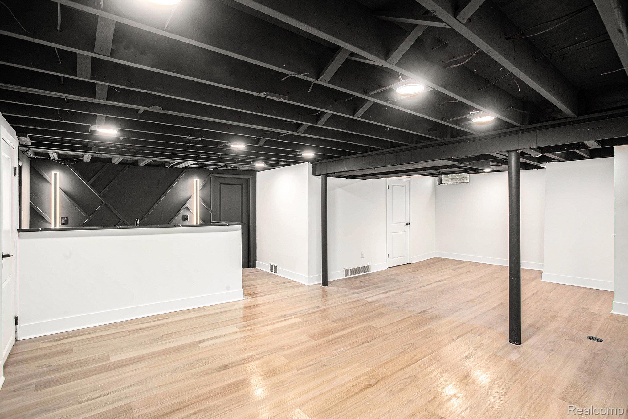 31100 W Rutland Street