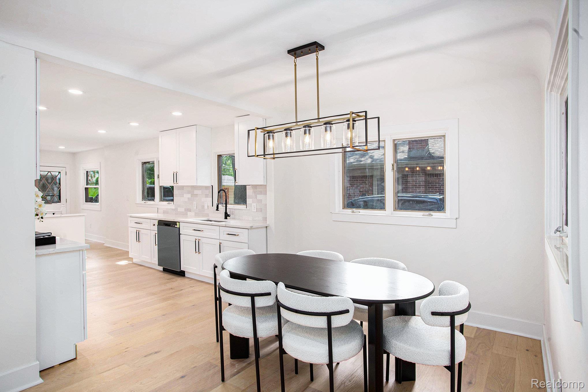 31100 W Rutland Street