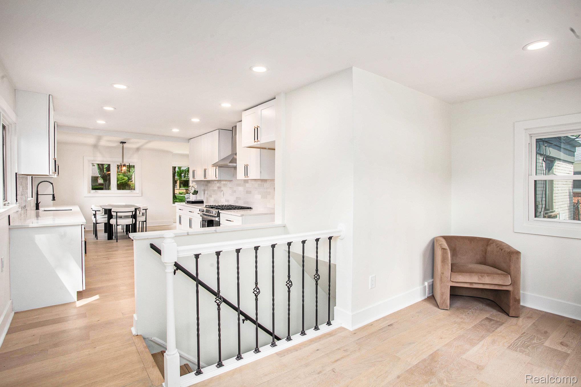 31100 W Rutland Street