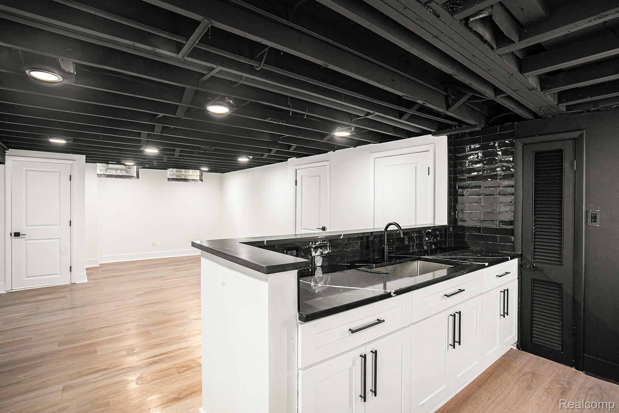 31100 W Rutland Street