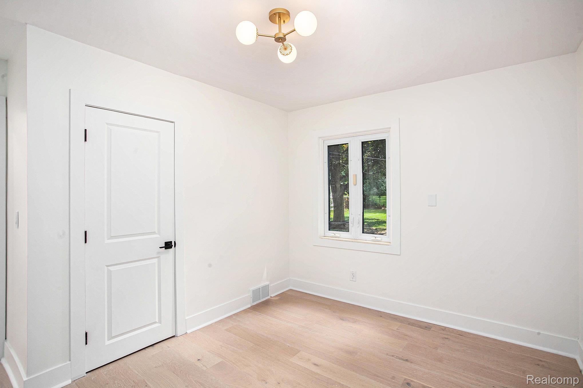 31100 W Rutland Street