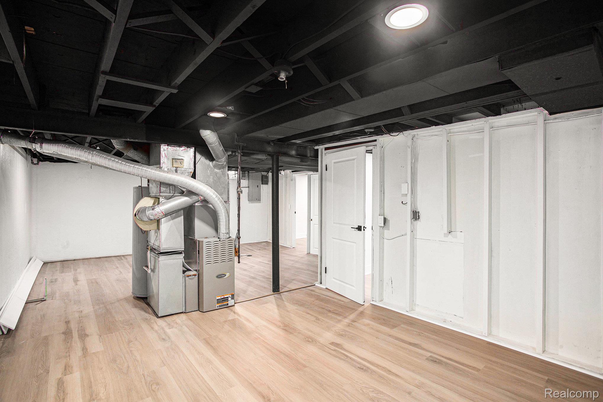 31100 W Rutland Street