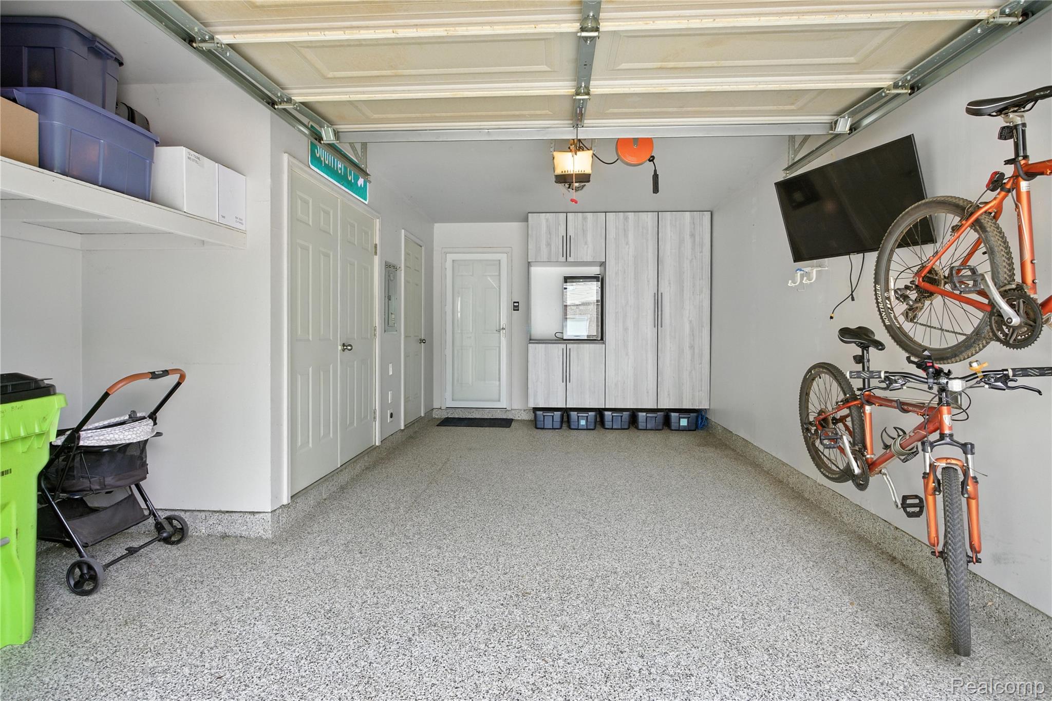 3317 Parkways Boulevard