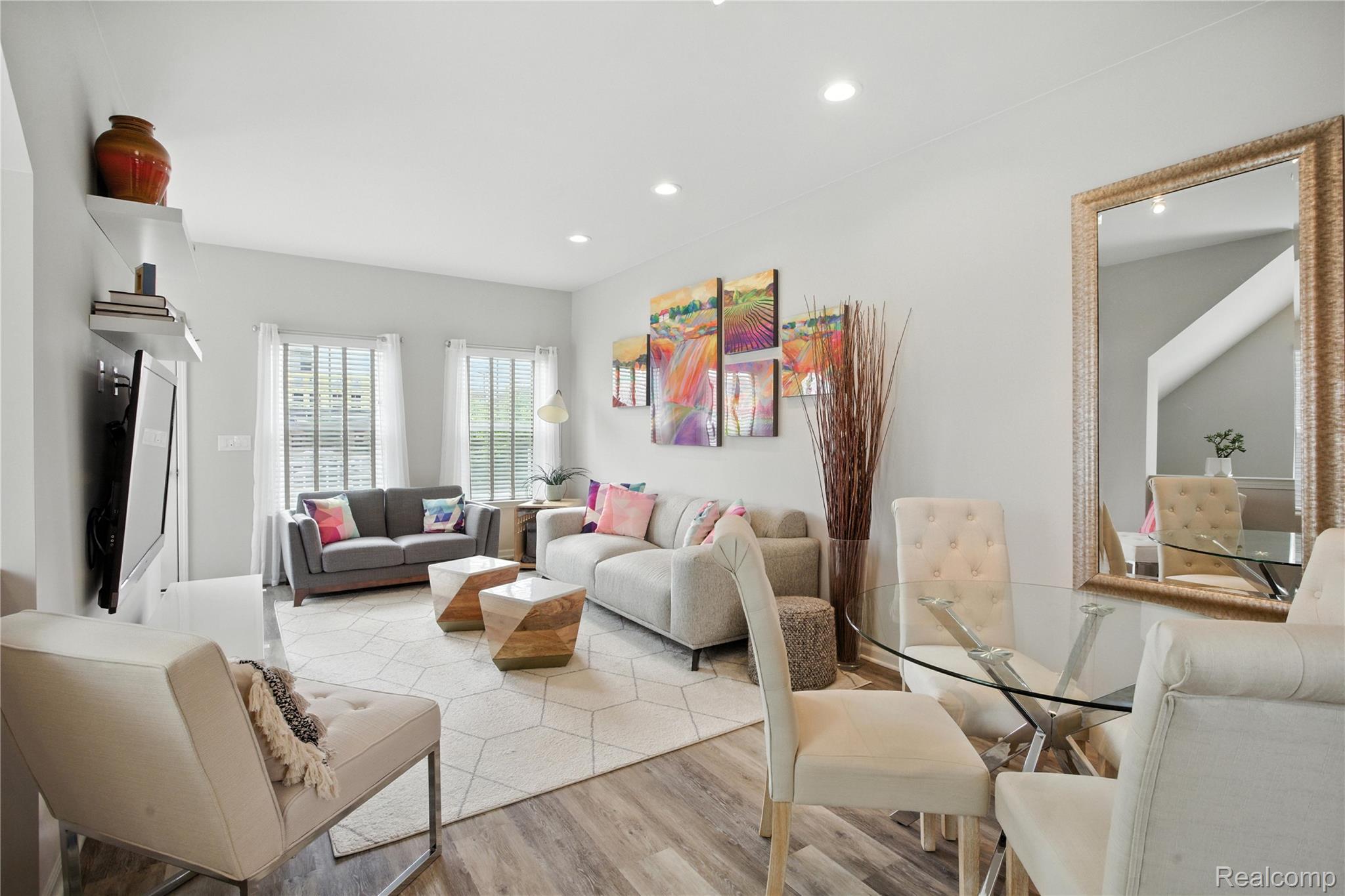 3317 Parkways Boulevard