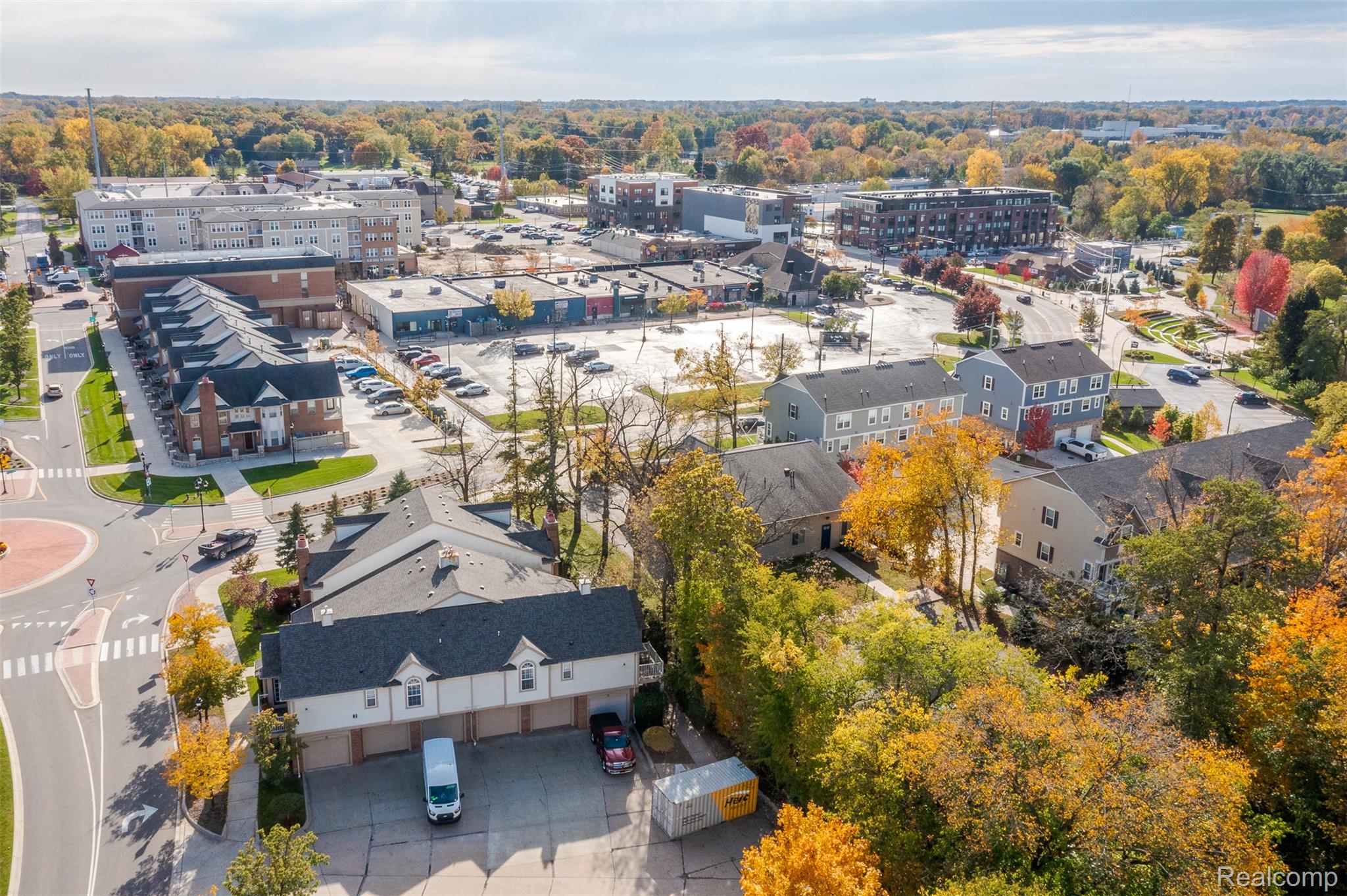 3317 Parkways Boulevard