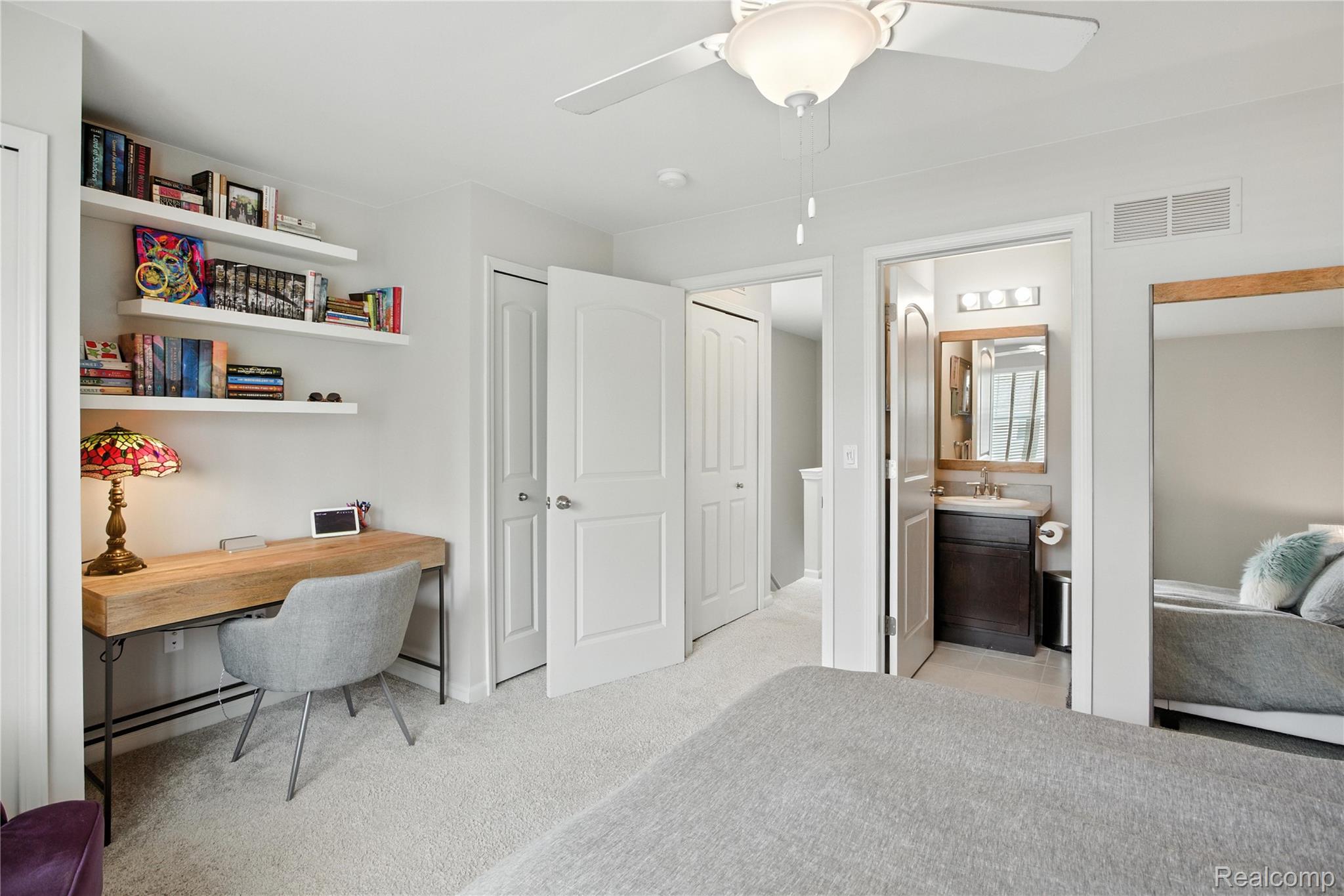 3317 Parkways Boulevard