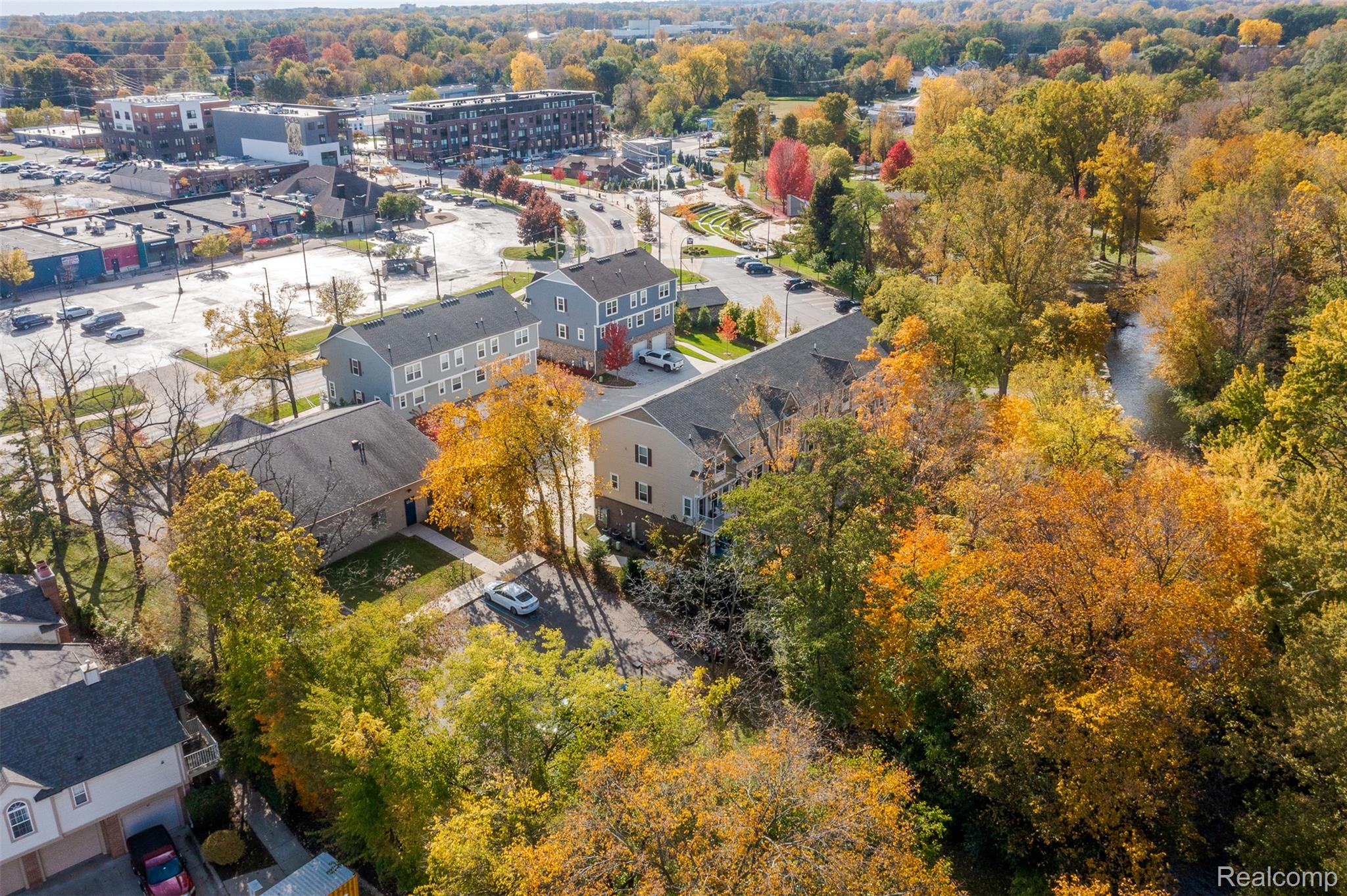 3317 Parkways Boulevard