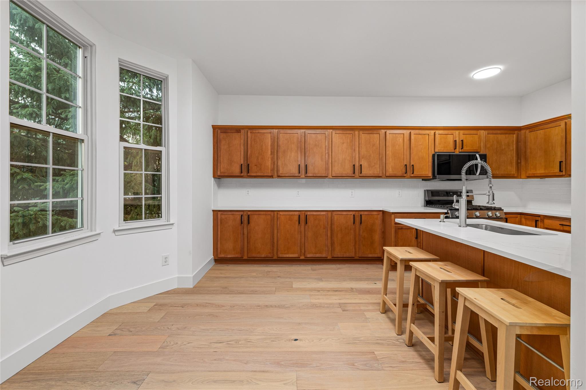 56625 Long Island Drive