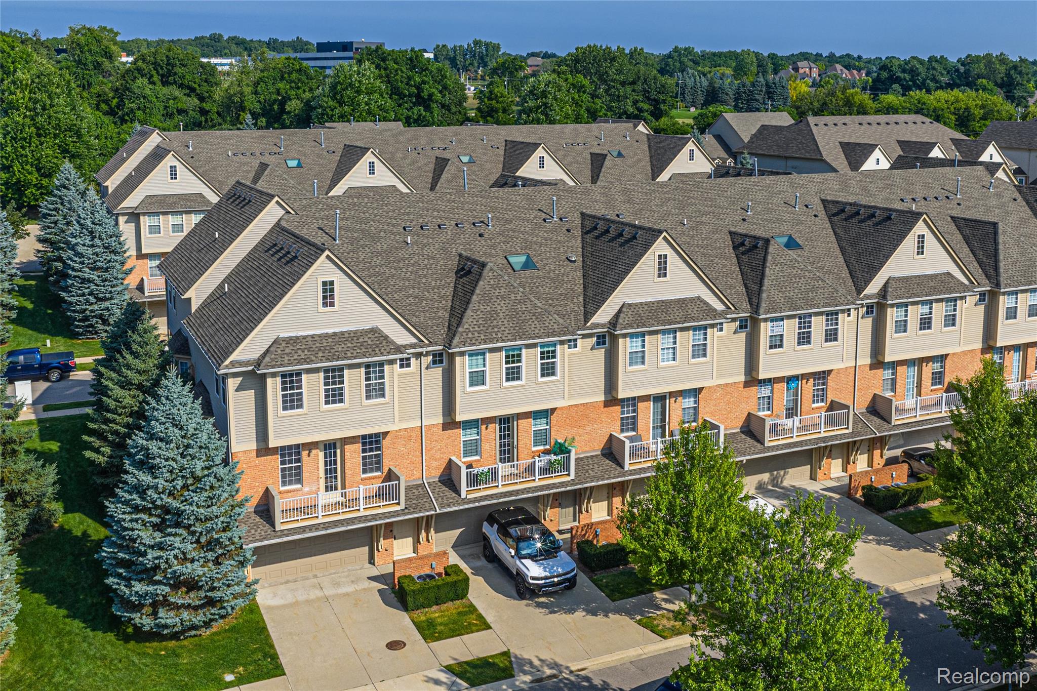 56625 Long Island Drive