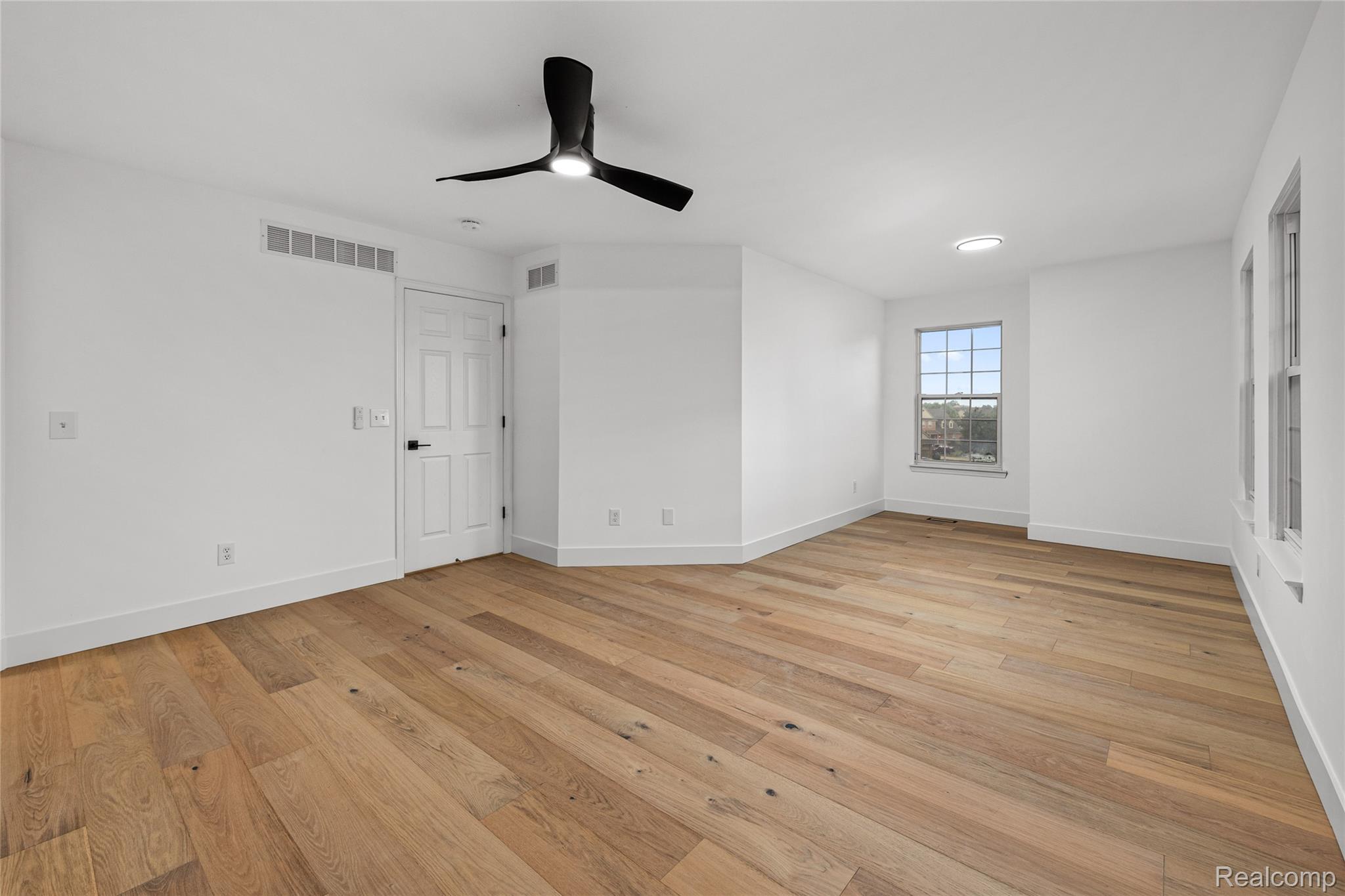 56625 Long Island Drive