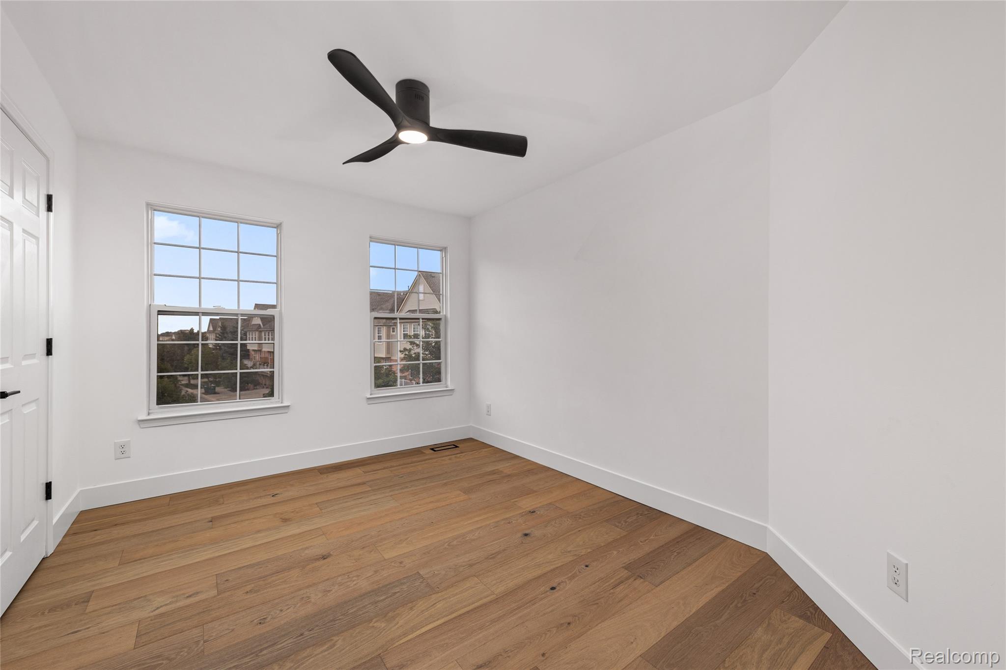 56625 Long Island Drive