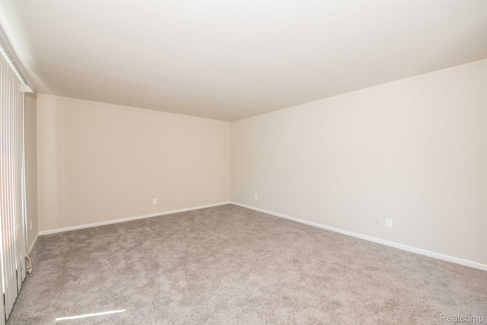 25885 Jefferson Avenue 8