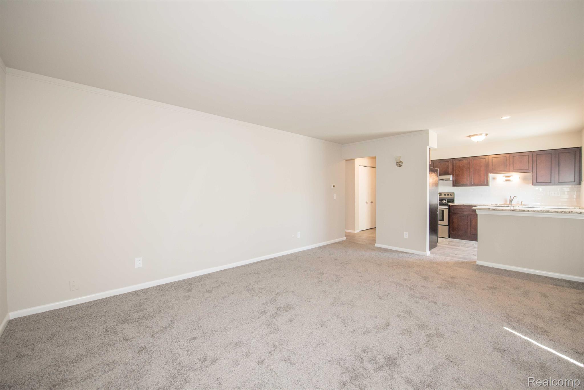 25885 Jefferson Avenue 8