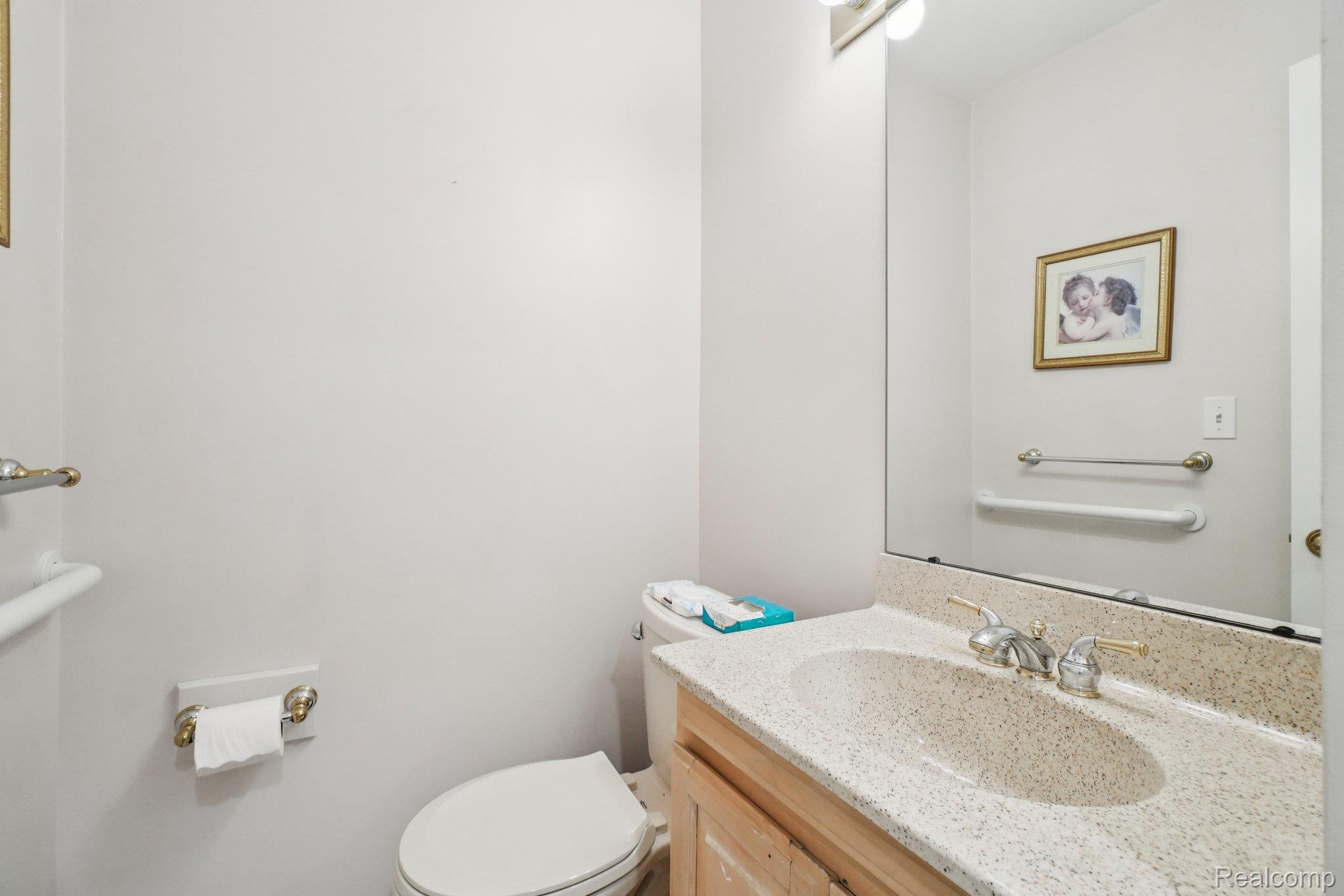 23233 Robert John Street