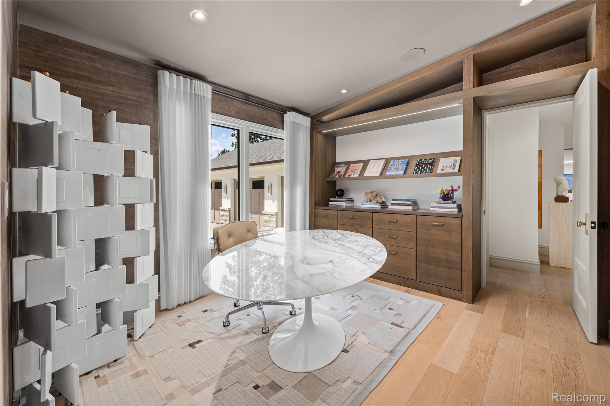 4806 Walnut Lake Road