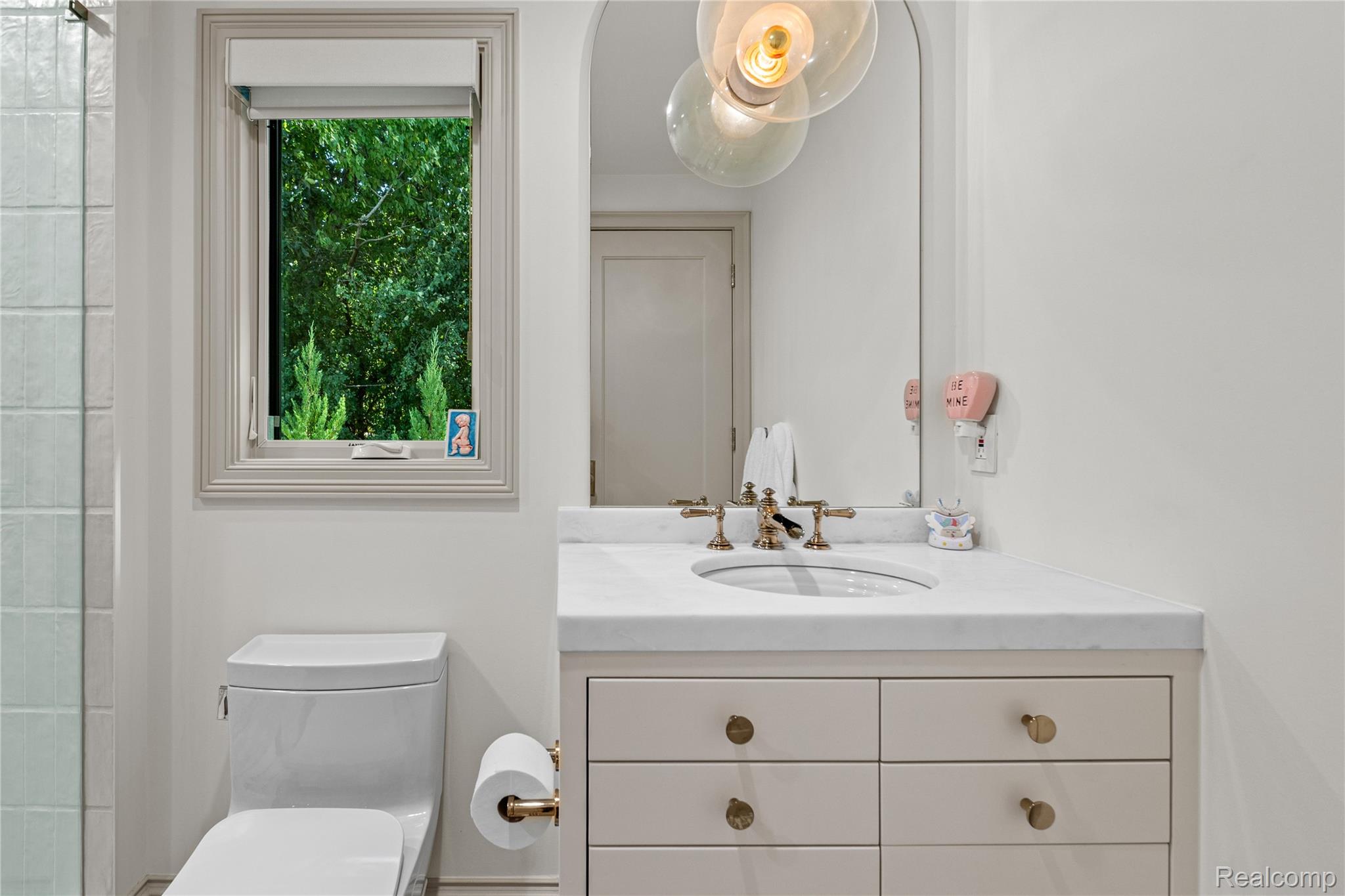 4806 Walnut Lake Road