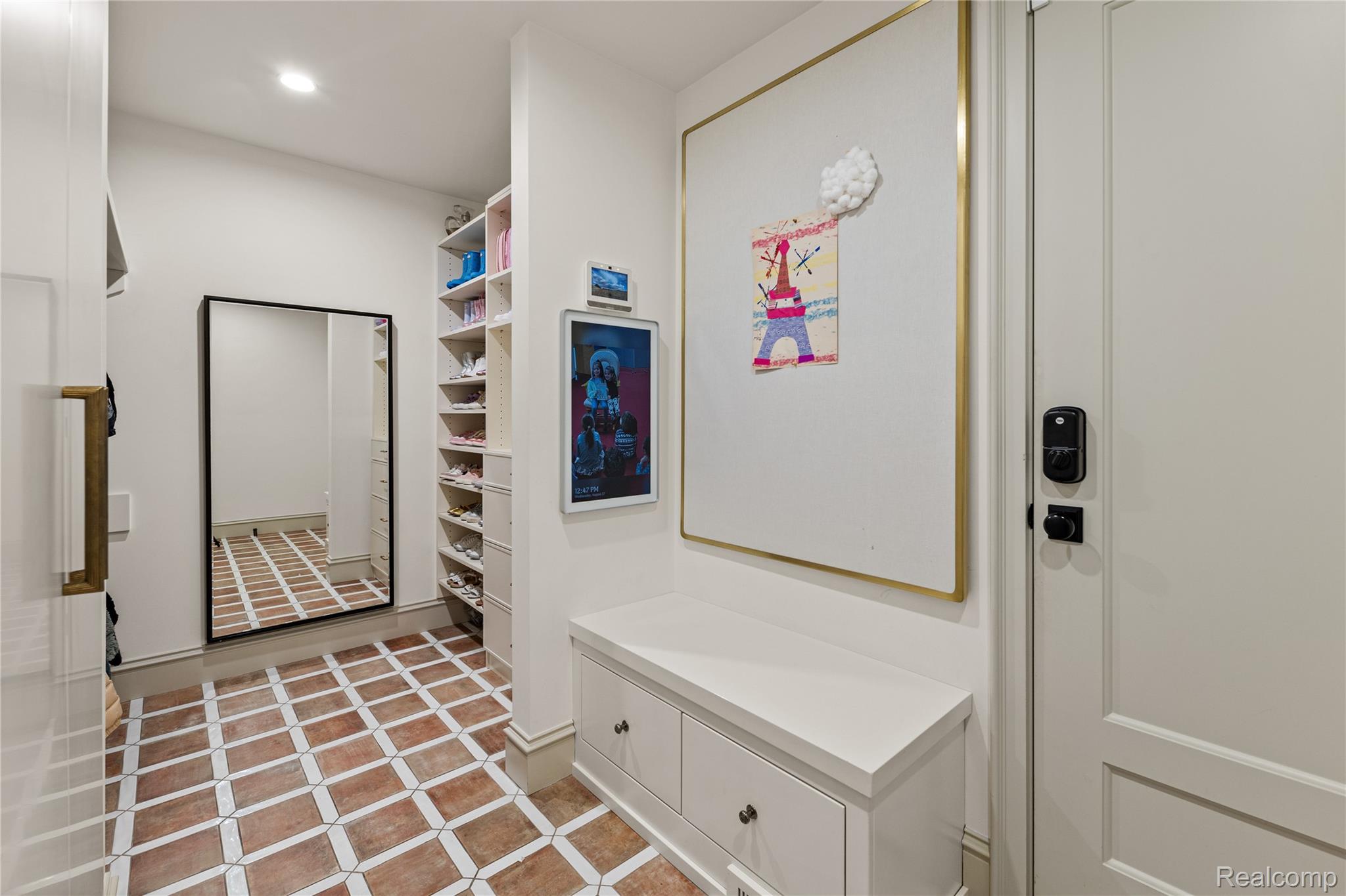 4806 Walnut Lake Road