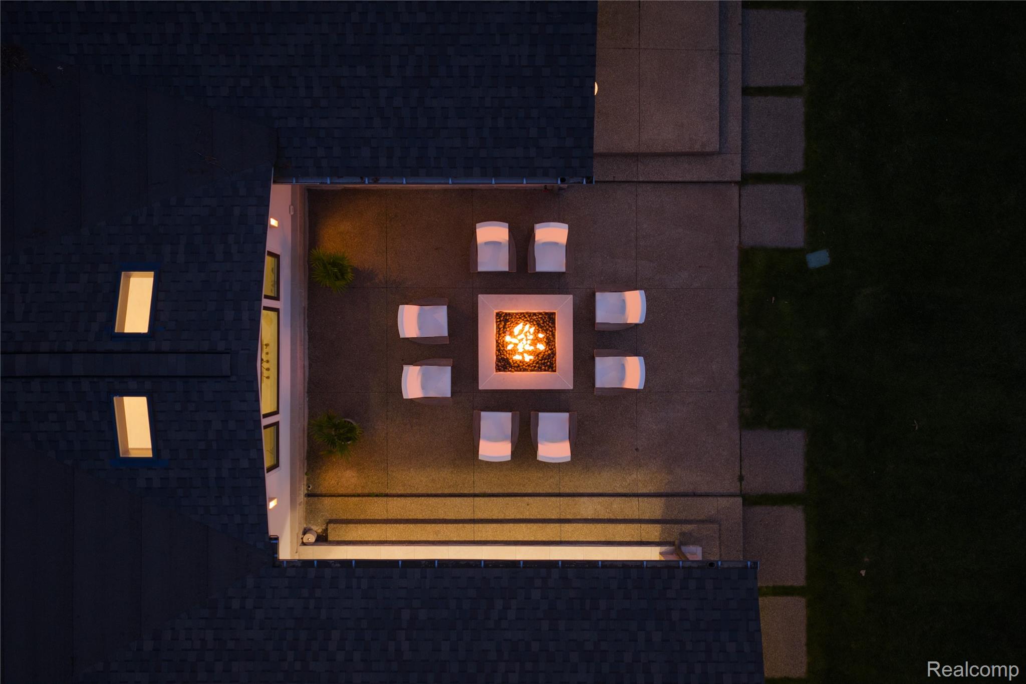 4806 Walnut Lake Road