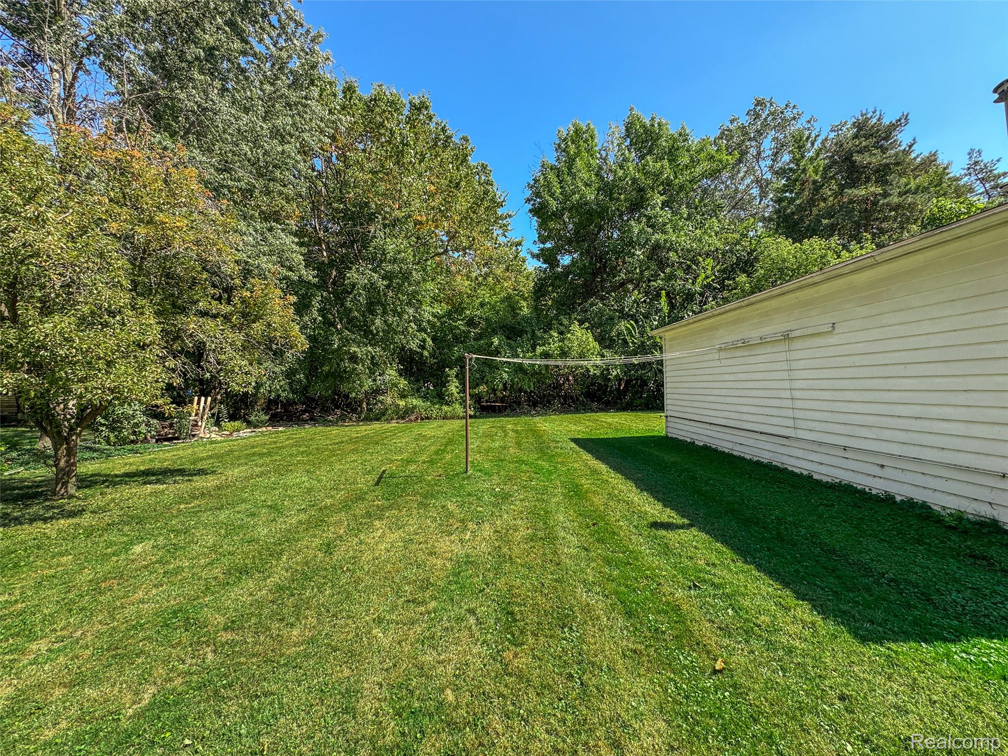 28570 Norwood Avenue